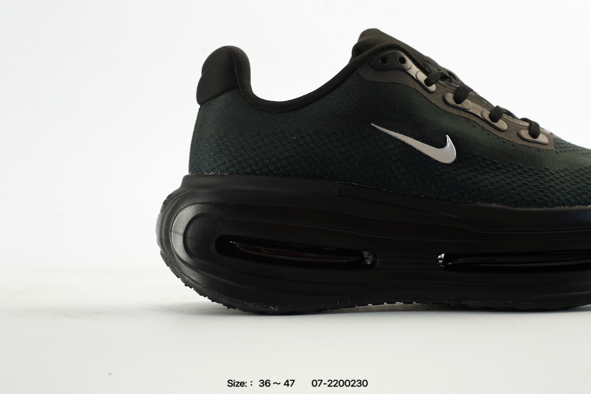 Nike Vomero Premium – IQ0627-001, photo 2