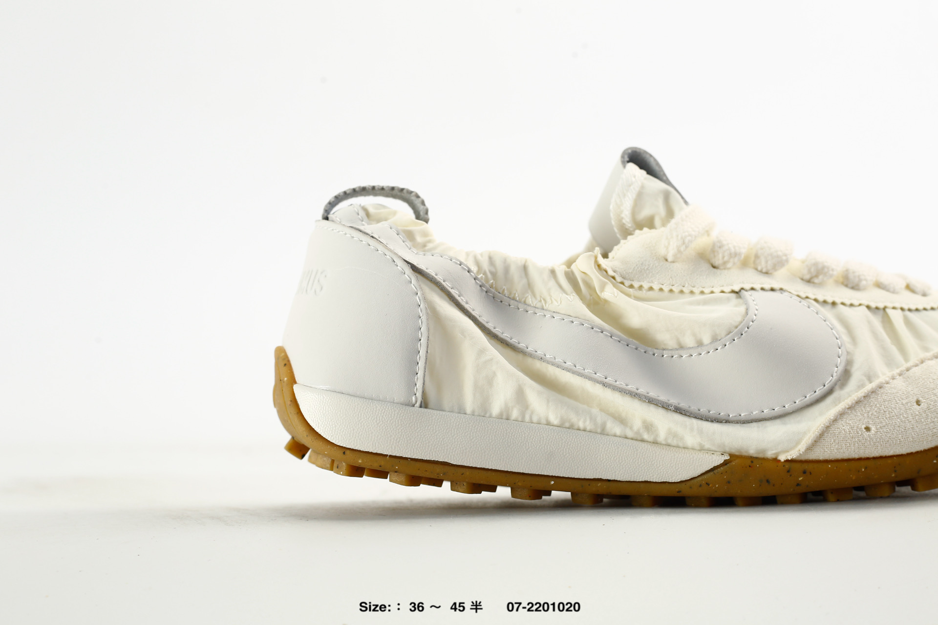 Jacquemus x Nike Jacumoon – HV8547-100, photo 2