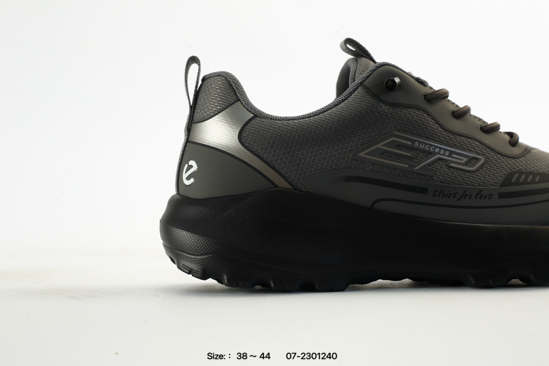 Ecco 2026 – 07-2301240, photo 2