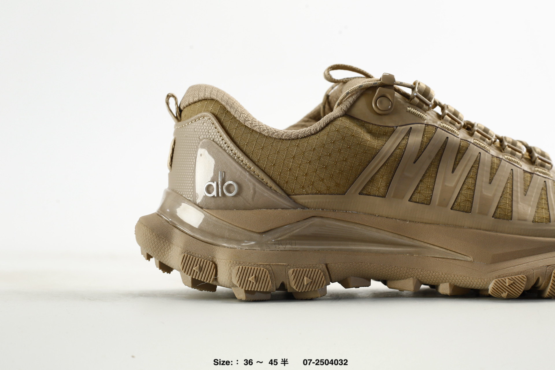 Alo Yoga Runner Trail – 07-2504032, photo 2