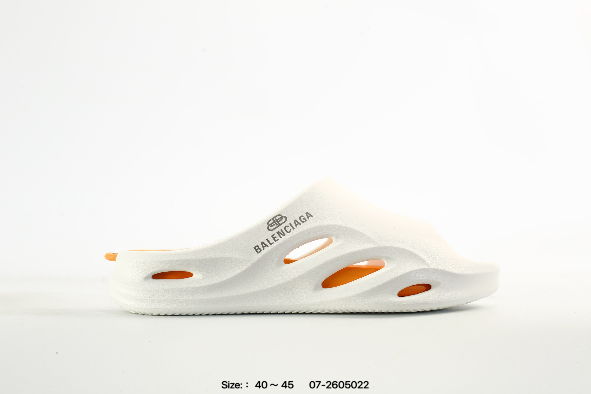 BALENCIAGAMold Rubber Slide Sandals Balenciaga – 07-2605022