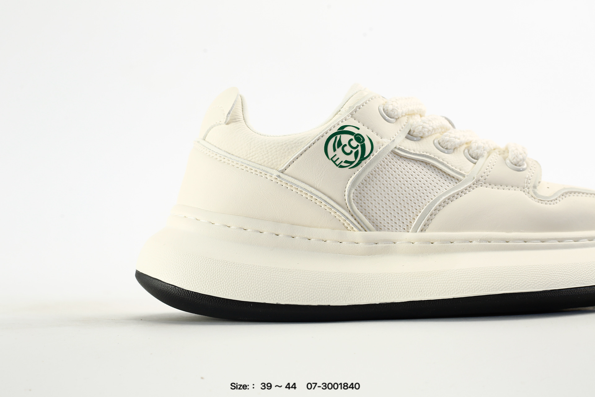 Ecco 2026 – 07-3001840, photo 2