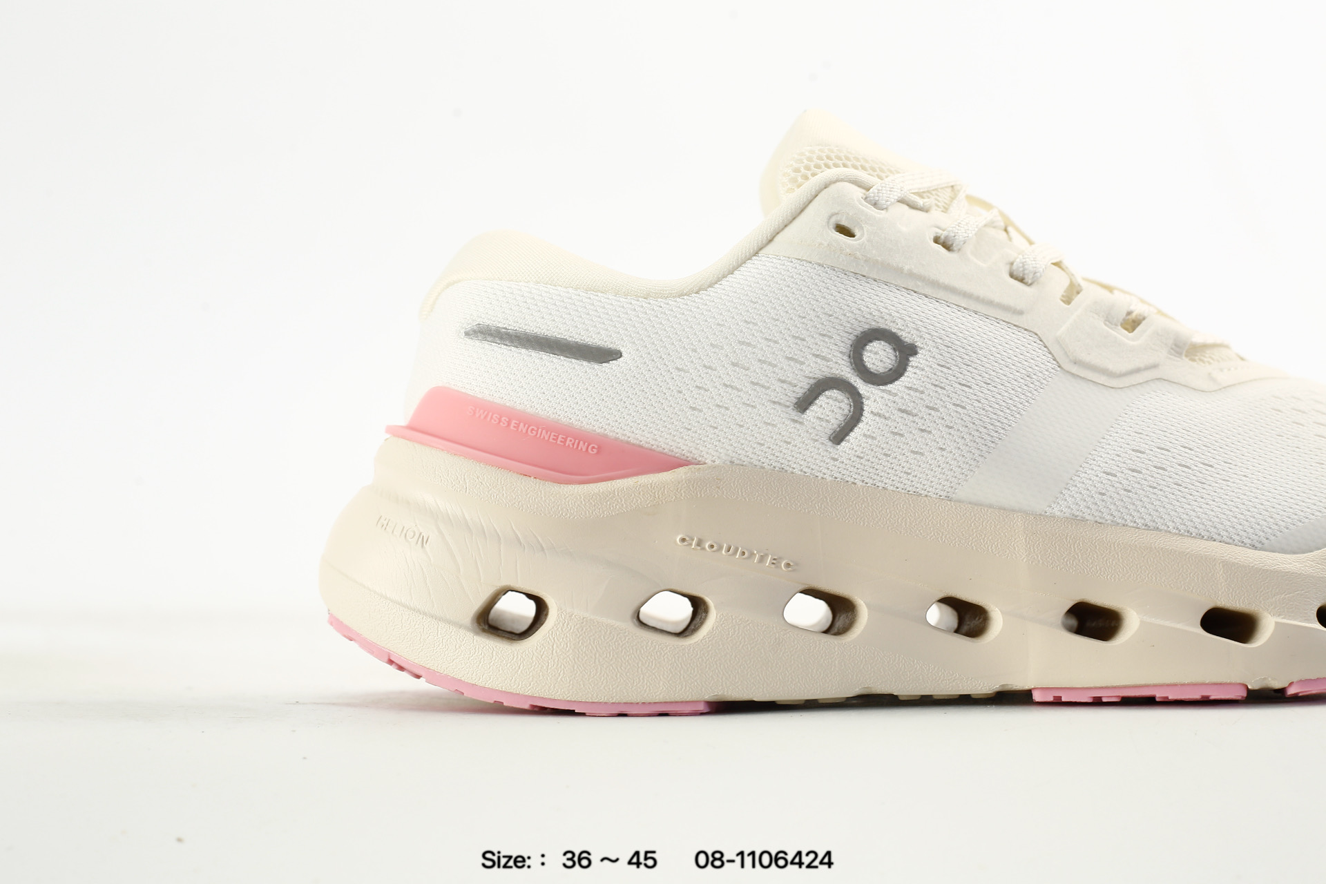 On Cloudrunner 3 – 08-1106424, photo 2
