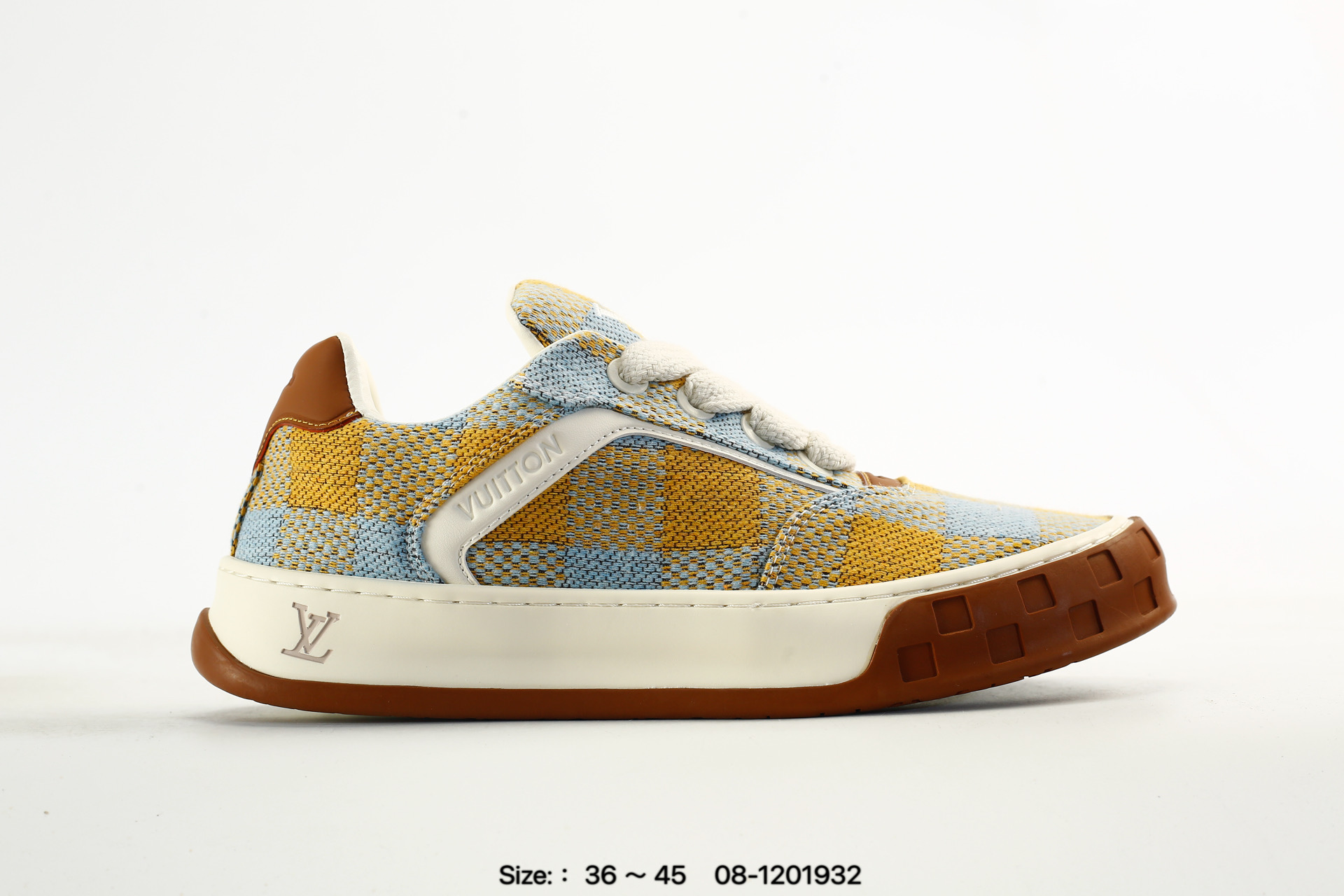 Louis Vuitton Tilted – 08-1201932