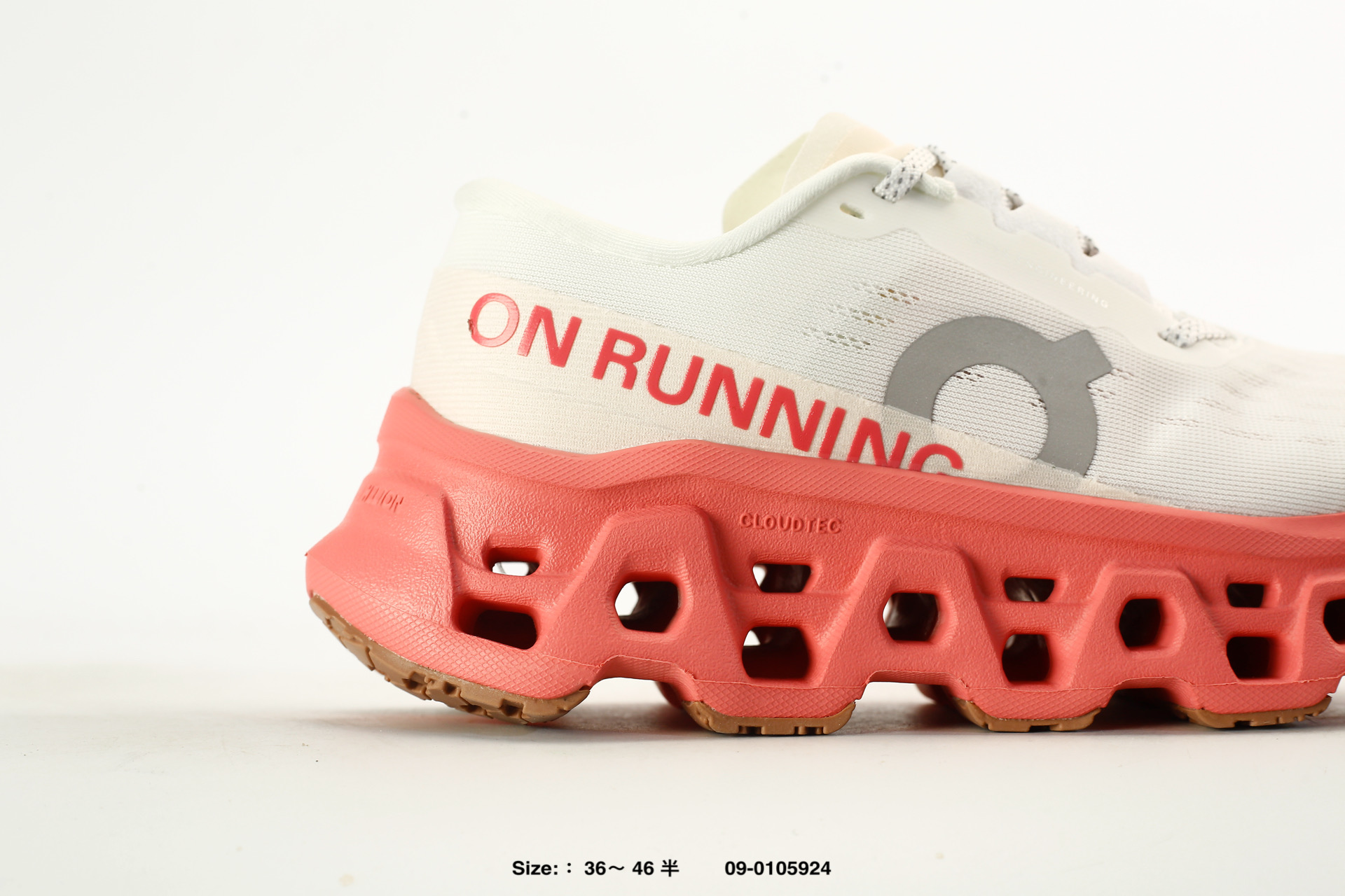 On Cloudmonster 3 – 09-0105924, photo 2