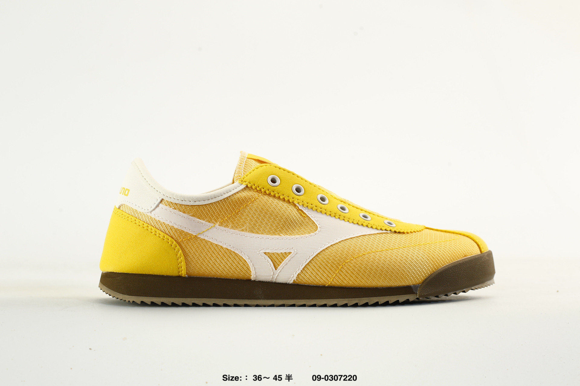 Mizuno LG 60S Slip-On – D1GH240216