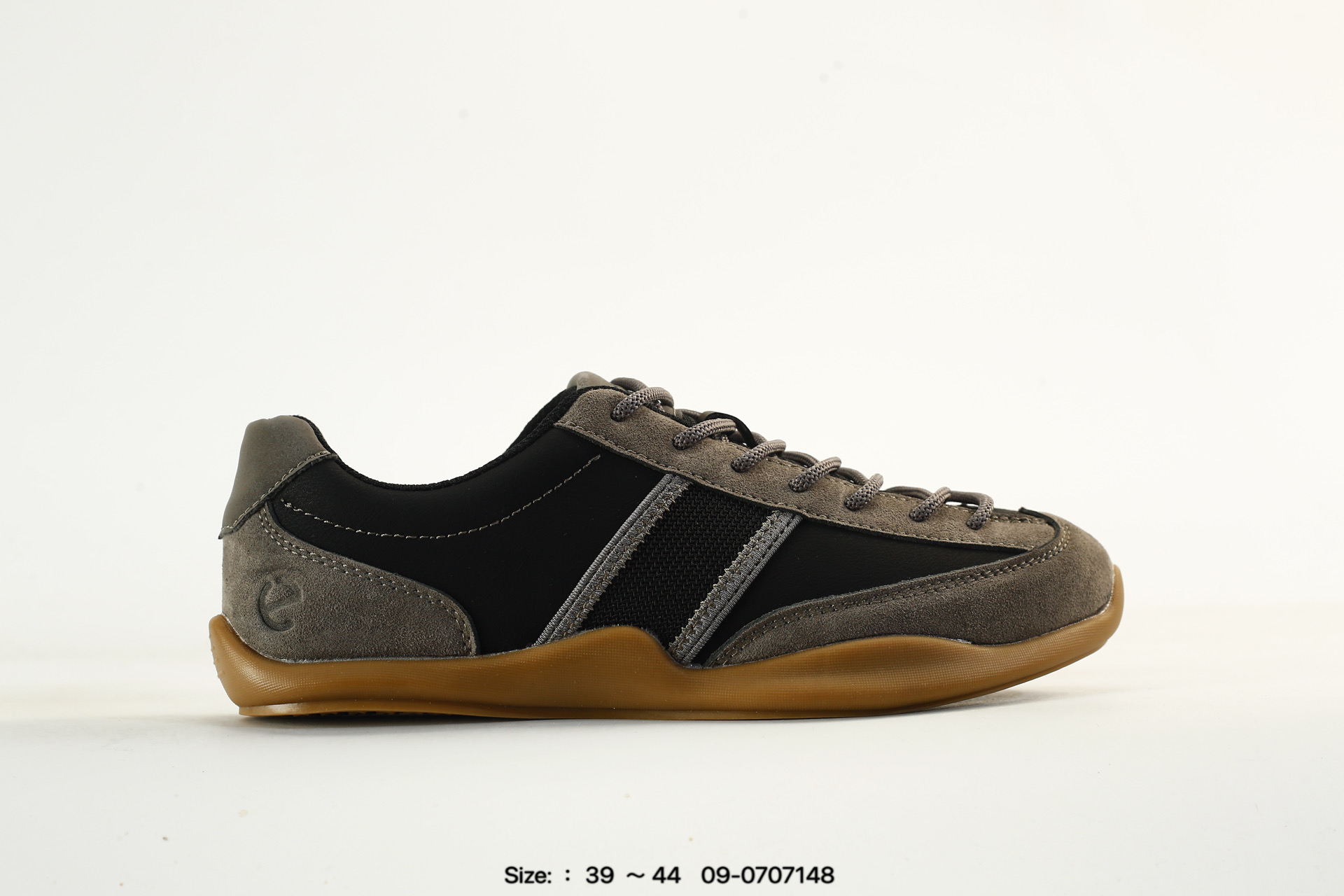 Ecco 2026 – 09-0707148