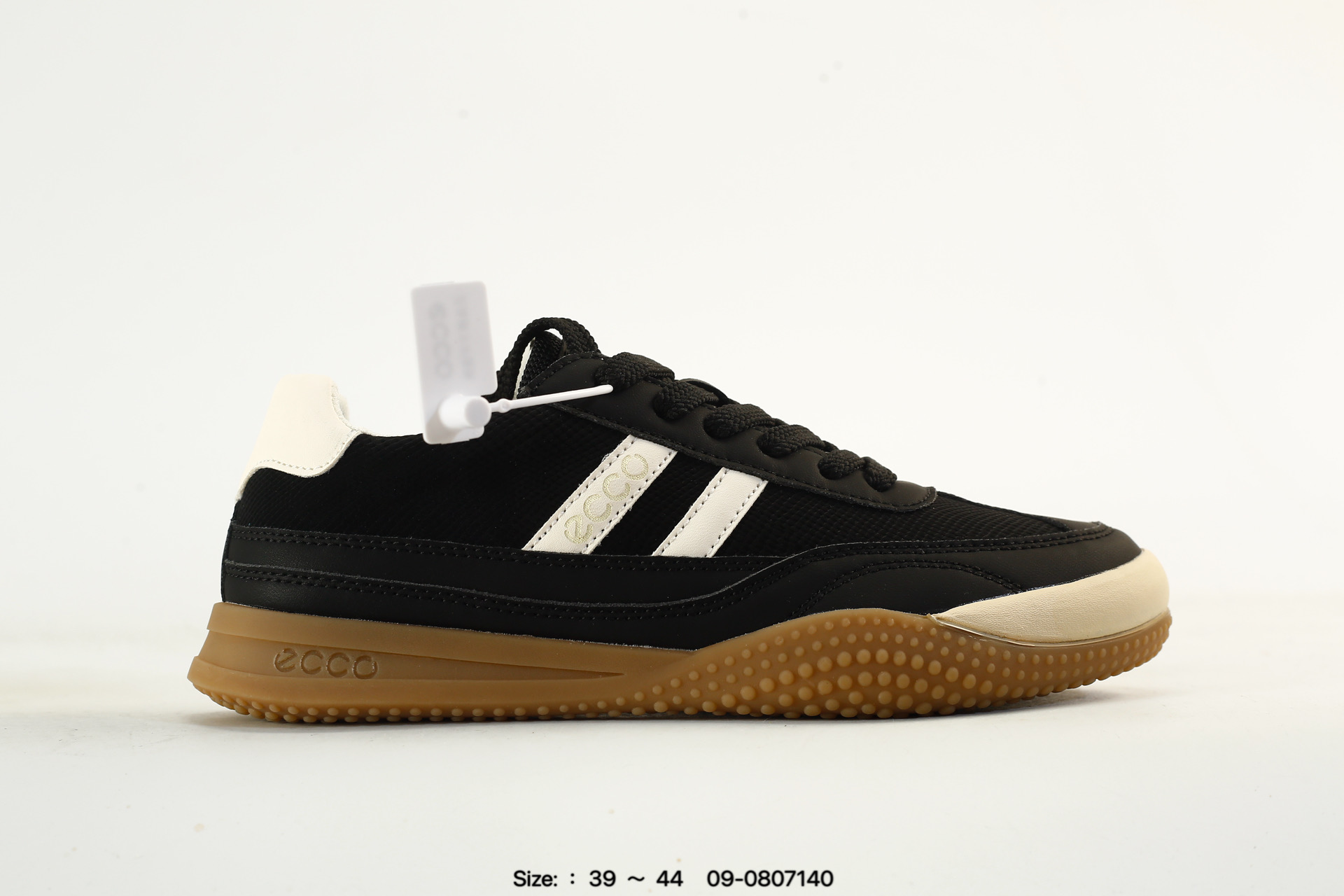 Ecco 2026 – 09-0807140