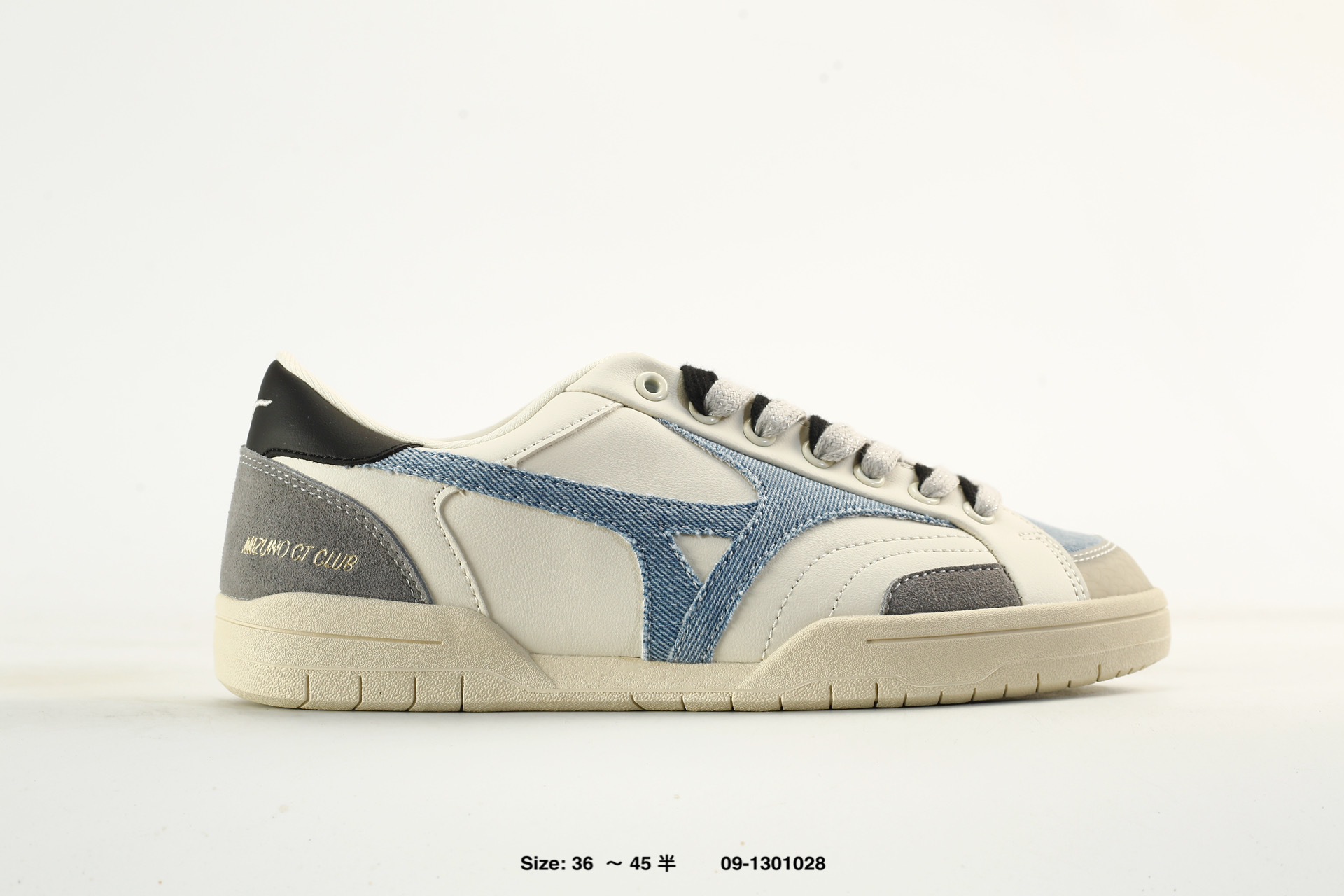 Mizuno Ct Club, photo 2