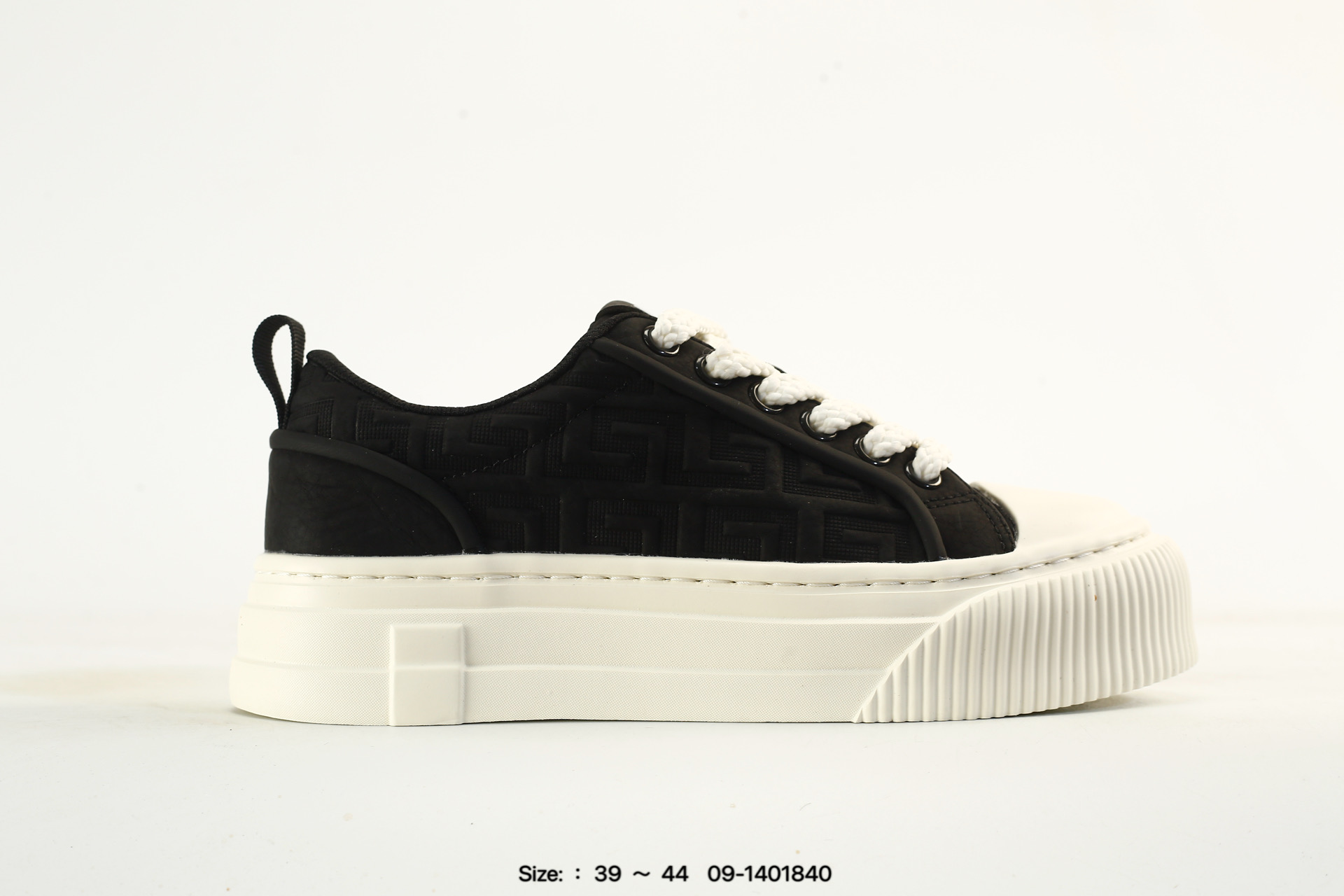 Dior Oblique Galaxy Low Top Sneakers B – 09-1401840