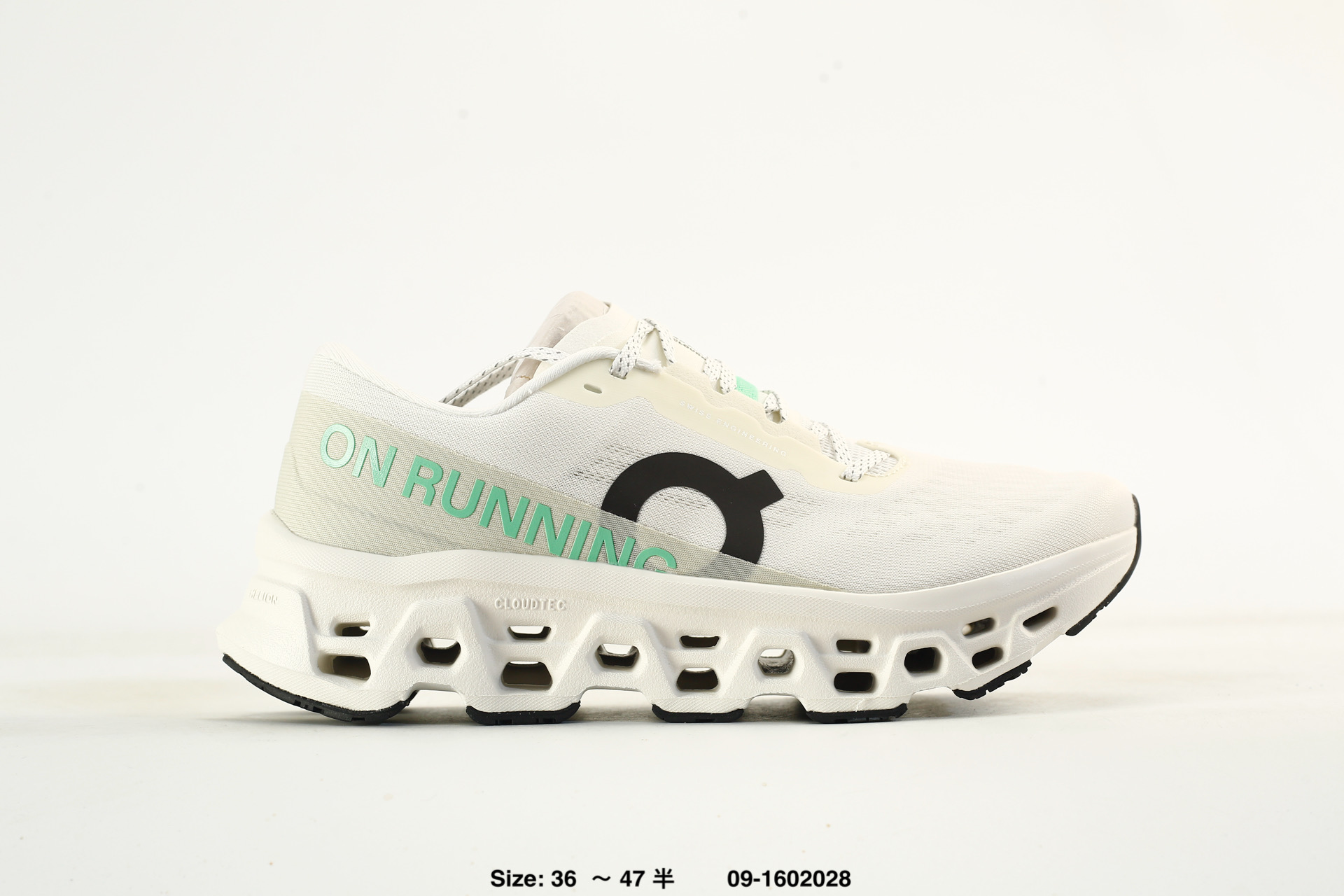 On Cloudmonster 3 – 09-1602028