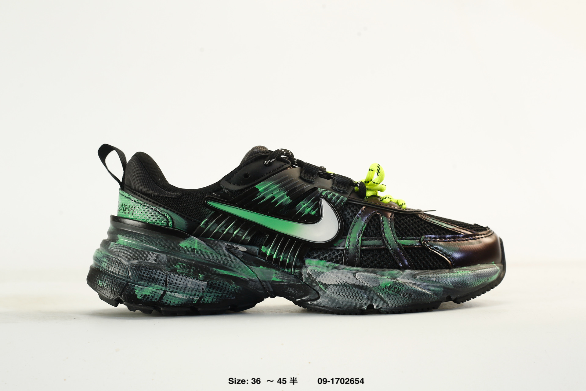 Nike V5 RNR Tekno – HJ5228-101