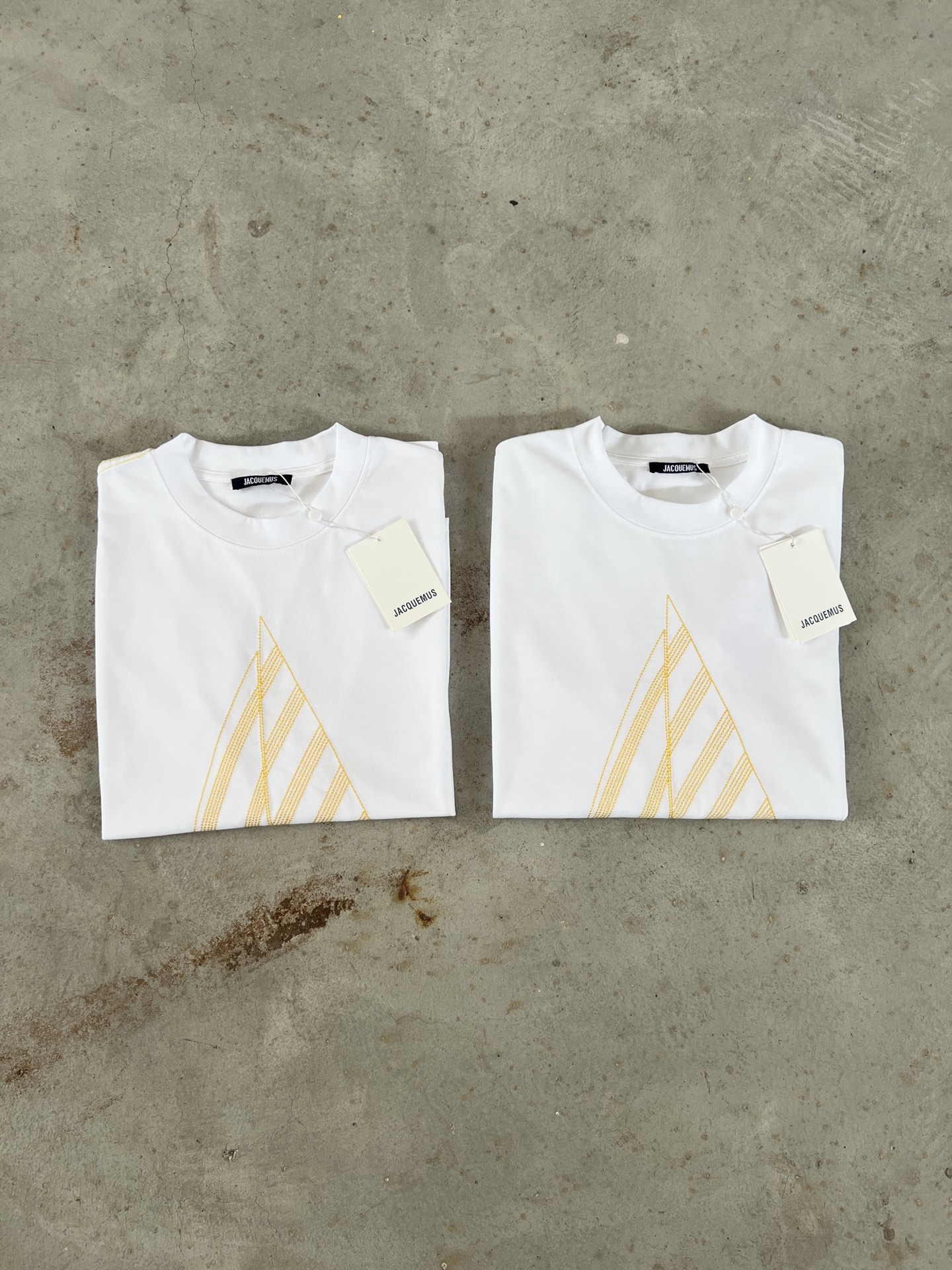 Футболка Jacquemus с вышивкой паруса