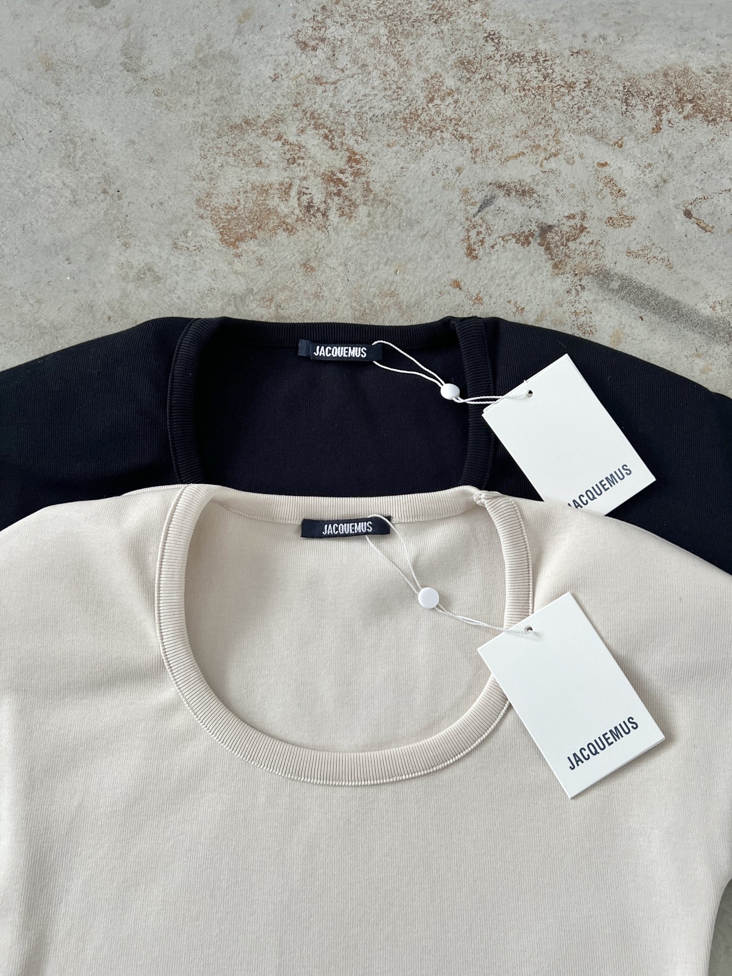 Женское боди Jacquemus с коротким рукавом
