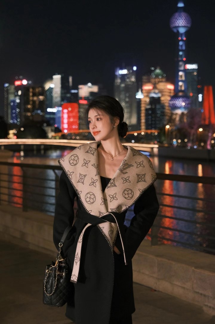 [Cashmere Coats, Furs]High-end quality women