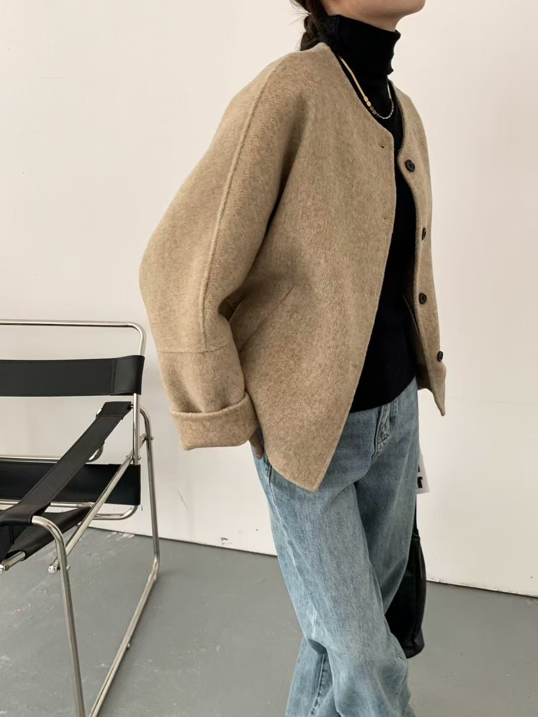 High-end Women’s Outfits: Quality, Beauty, and Warmth for Year-End Gatherings - 图片 3