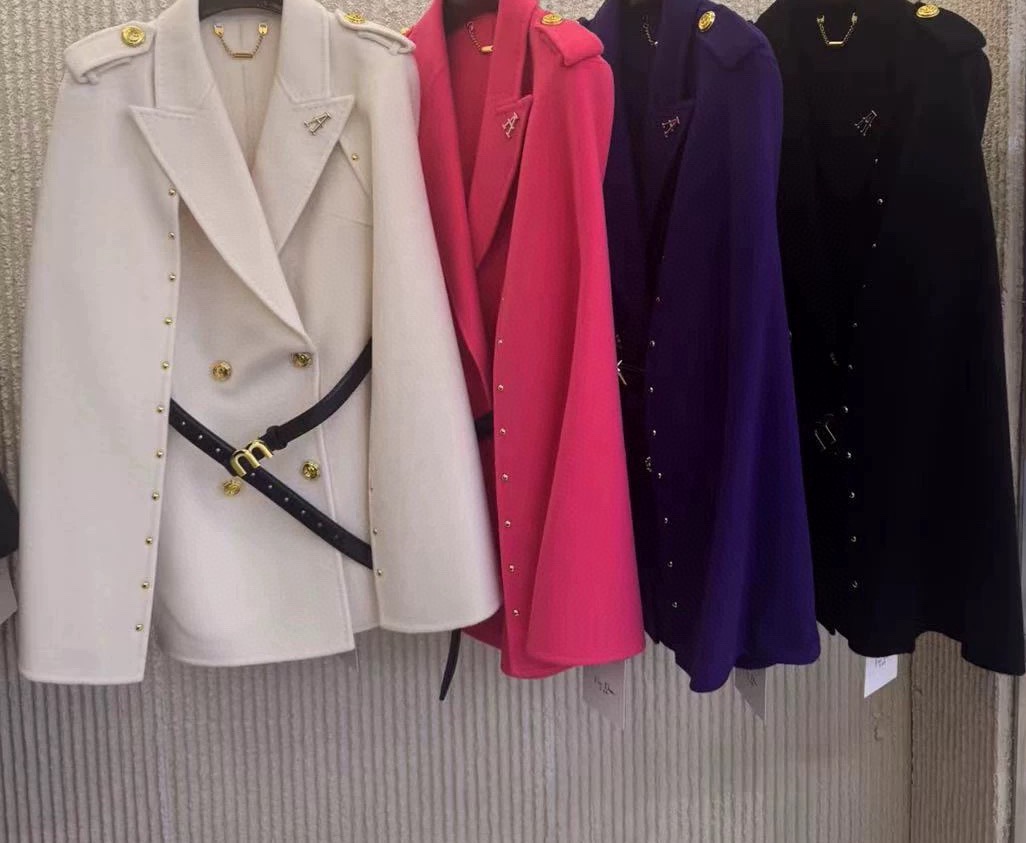High-Quality Miu-Tweed Wool Coat with Dust-Proof Bag for Women – Warm and Fashionable! - 图片 6
