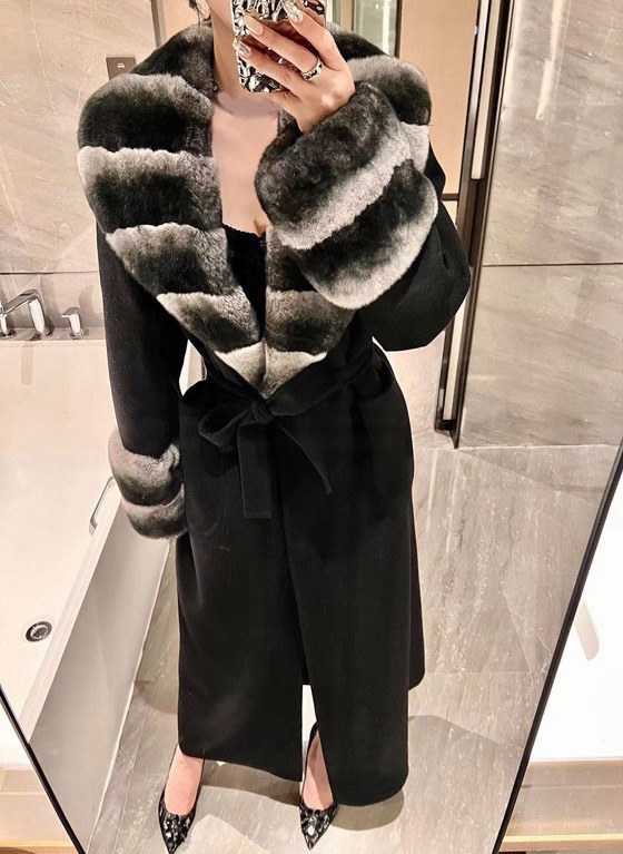 “High-quality Women’s Outfits with Dustproof Bags and Cozy Rabbit Hair Coats” - 图片 6