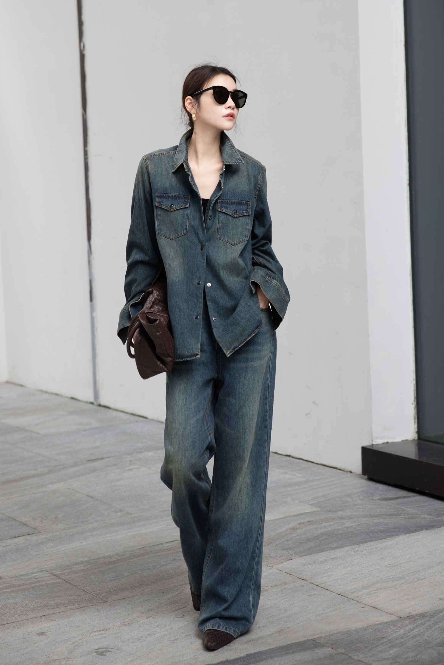 “Ralph Lauren High-Level Women’s Clothing: Elegant, Stylish, and Versatile with Size Inclusivity”