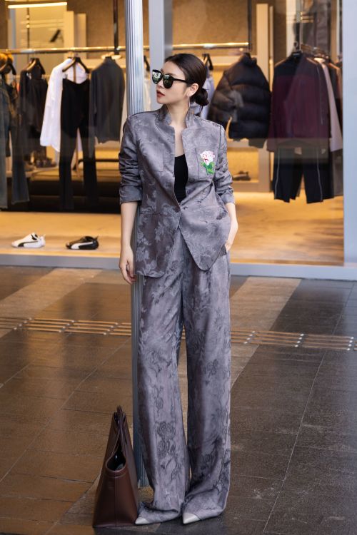 Elegant Women's Jacquard Suit Set - Refined Chinese Style, Available in S-XL 1 Elegant Women's Jacquard Suit Set - Refined Chinese Style, Available in S-XL