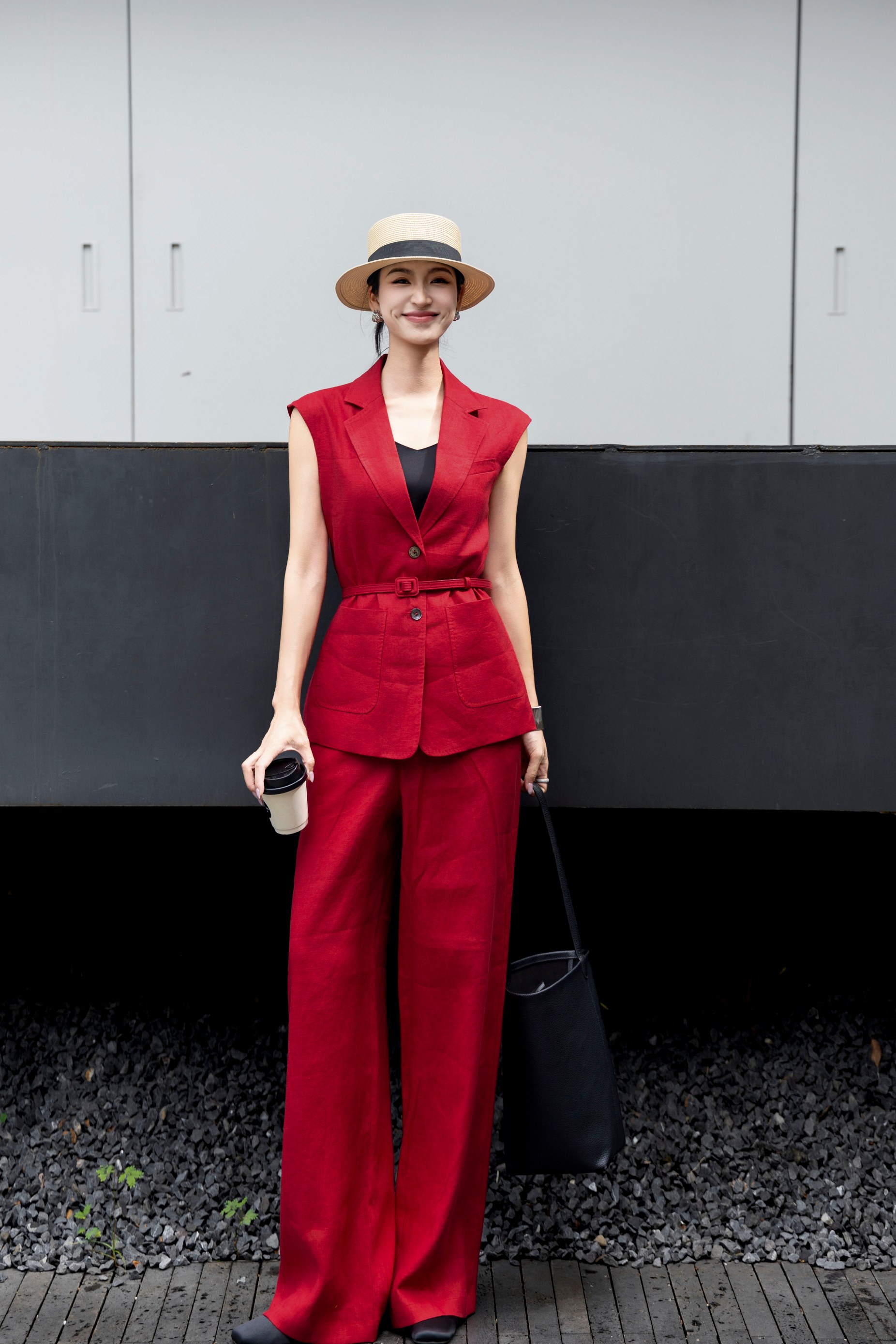 “High-end Quality Linen Suits with CD-ROMs: Natural, Eco-Friendly, and Stylish” - 图片 3