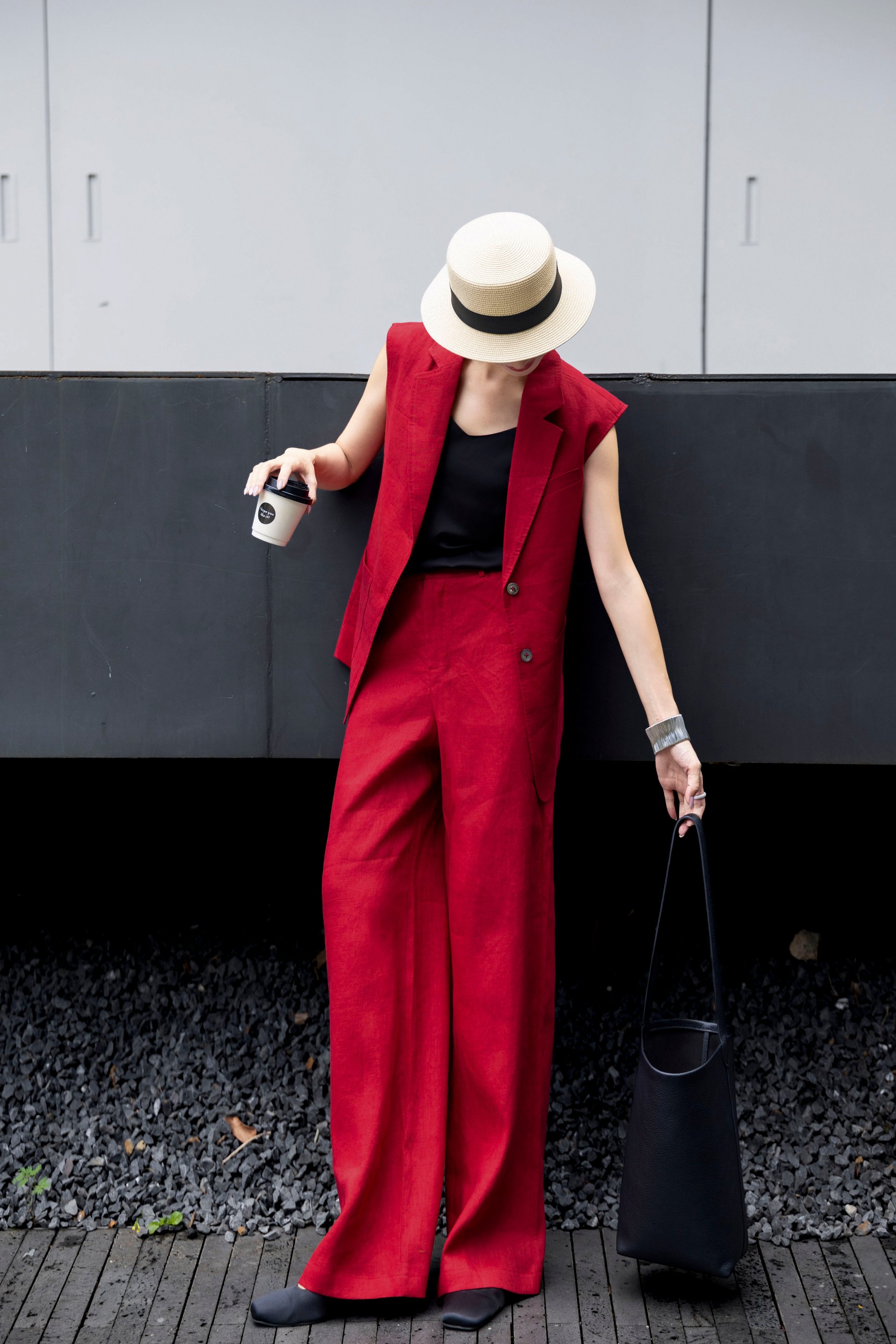 “High-end Quality Linen Suits with CD-ROMs: Natural, Eco-Friendly, and Stylish” - 图片 6