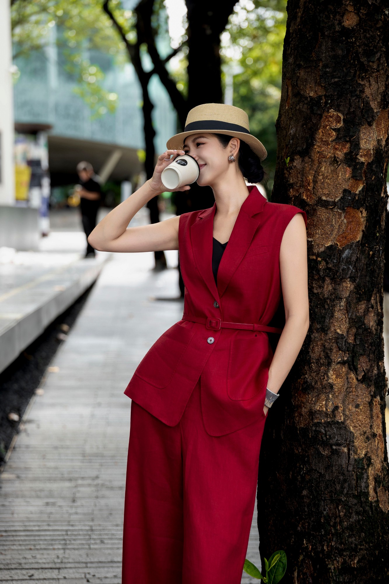 “High-end Quality Linen Suits with CD-ROMs: Natural, Eco-Friendly, and Stylish” - 图片 9