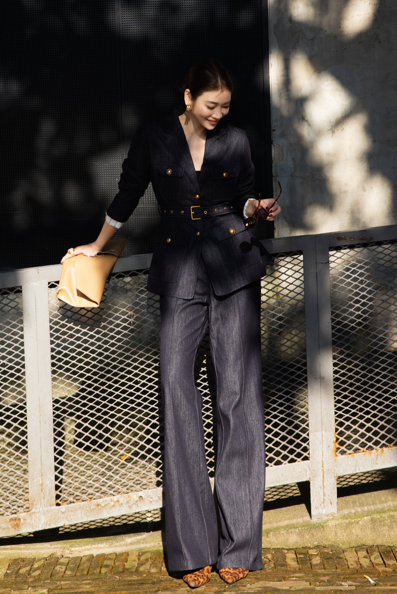 Ralph Lauren Denim Suit - Elegant & Practical Outfit for Fashion Enthusiasts 8 a1757991689473 8745