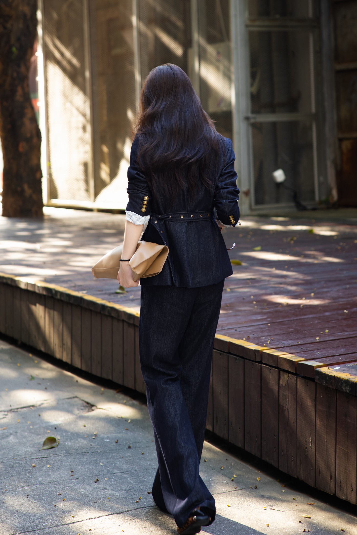 Ralph Lauren Denim Suit - Elegant & Practical Outfit for Fashion Enthusiasts 5 a1757991691446 5735