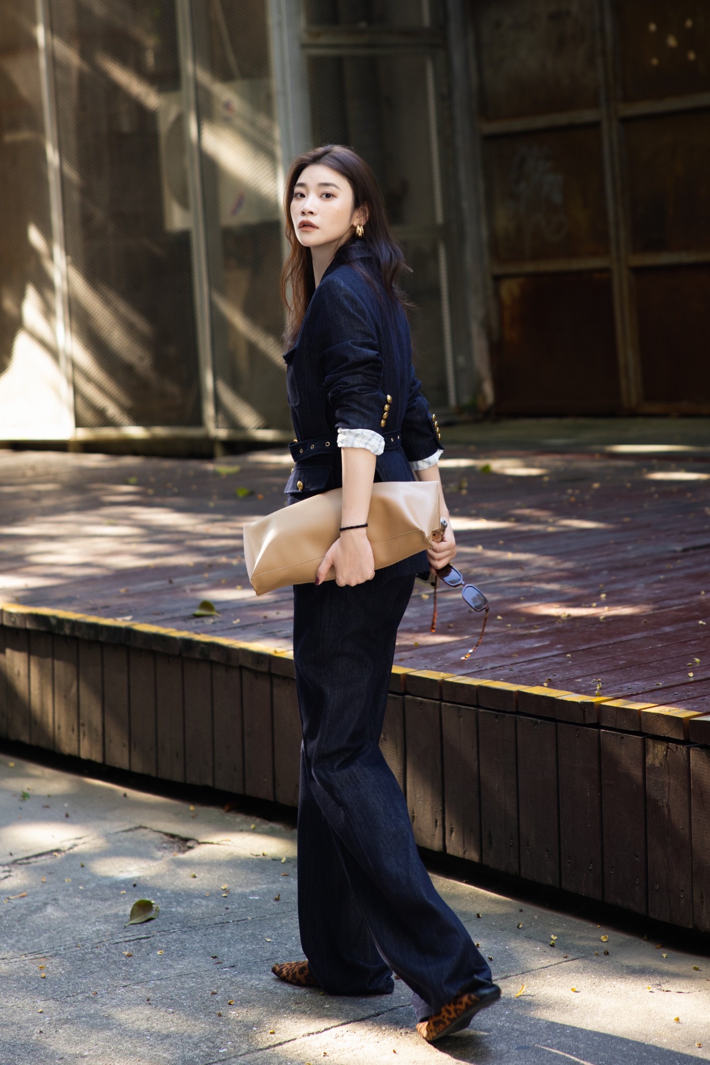 Ralph Lauren Denim Suit - Elegant & Practical Outfit for Fashion Enthusiasts 1 a1757991691461 0473