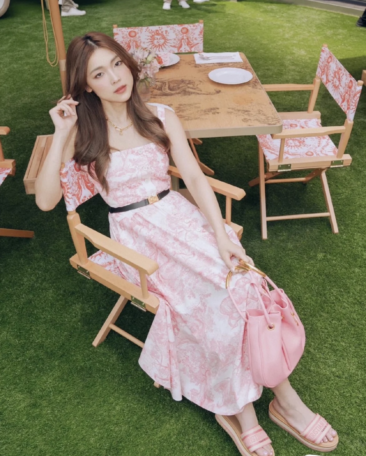 NO:404104,Model pictures, slippers, slippers19860909模特图,拖鞋,slippers,Women's Shoes