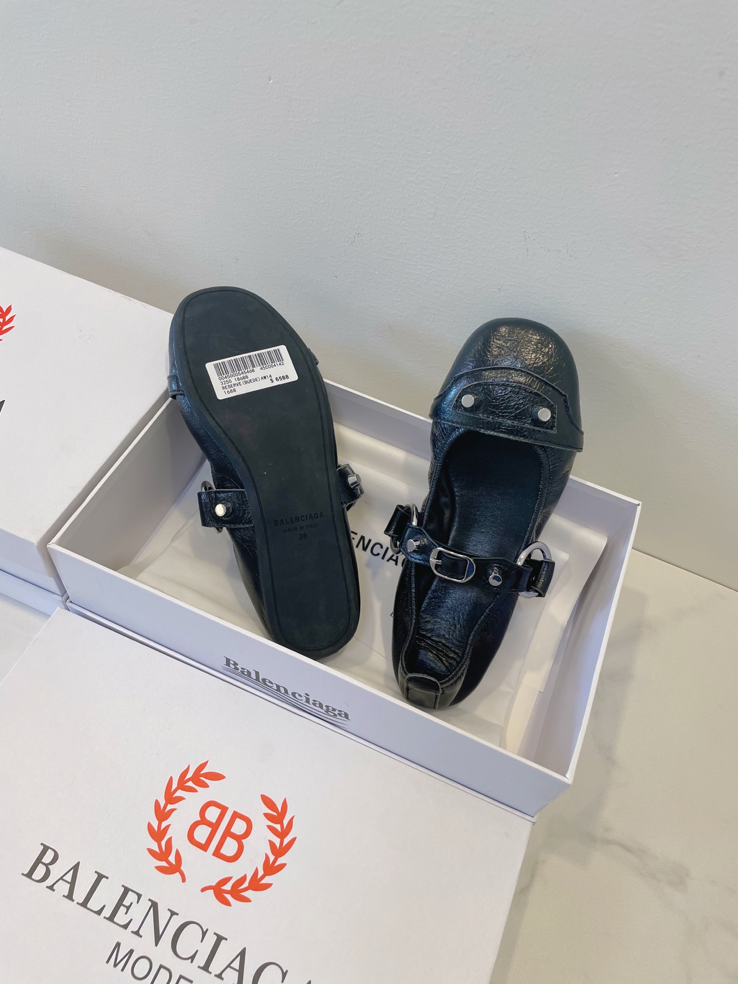 Stylish Balenciaga Ballet Shoes in Black with Nails, Size 35-40, Original Packaging. - 图片 8