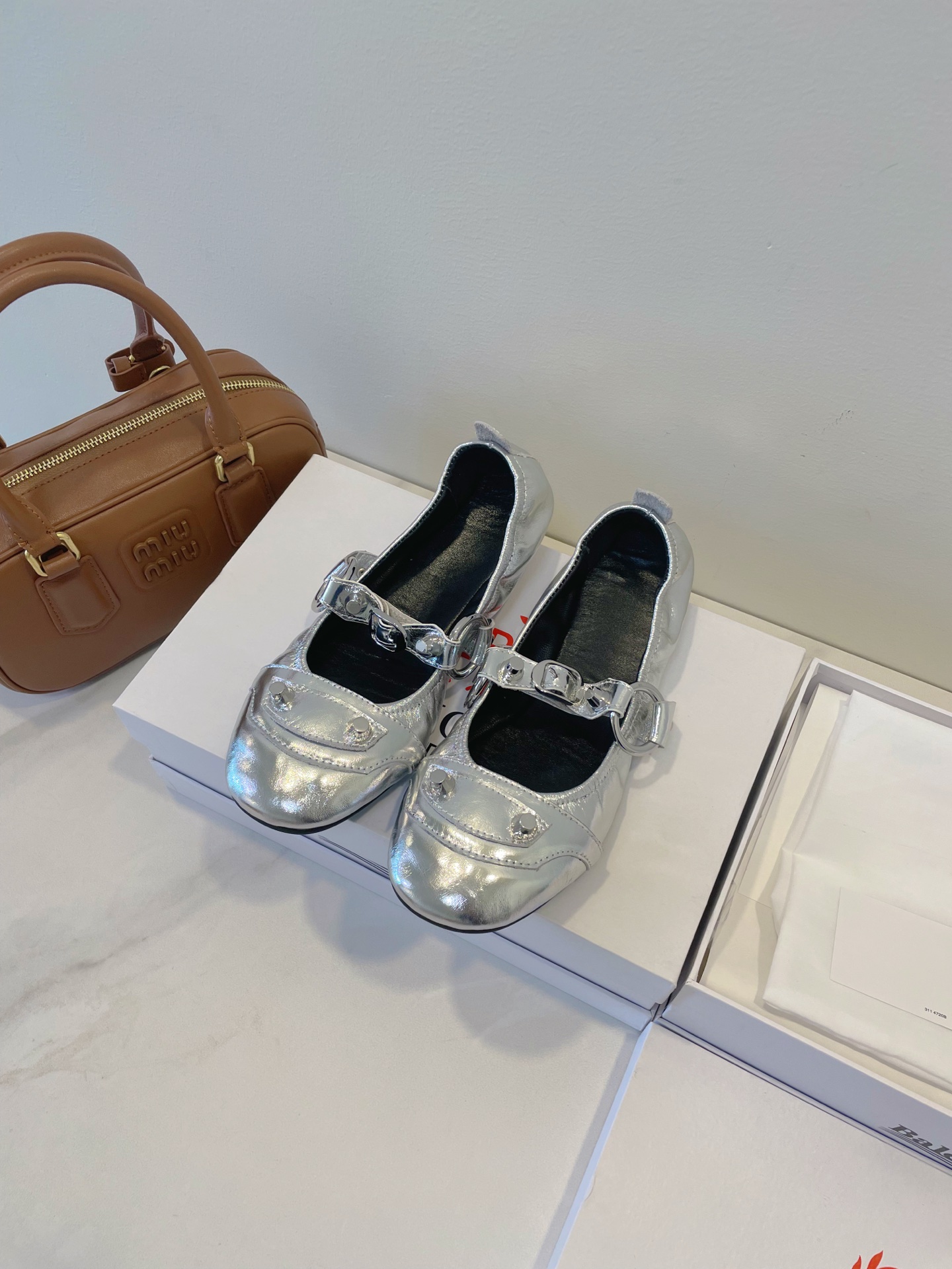Balenciaga Ballet Shoes: Black, Nailed, Size 35-40, Original Box Packing Accessories - 图片 1