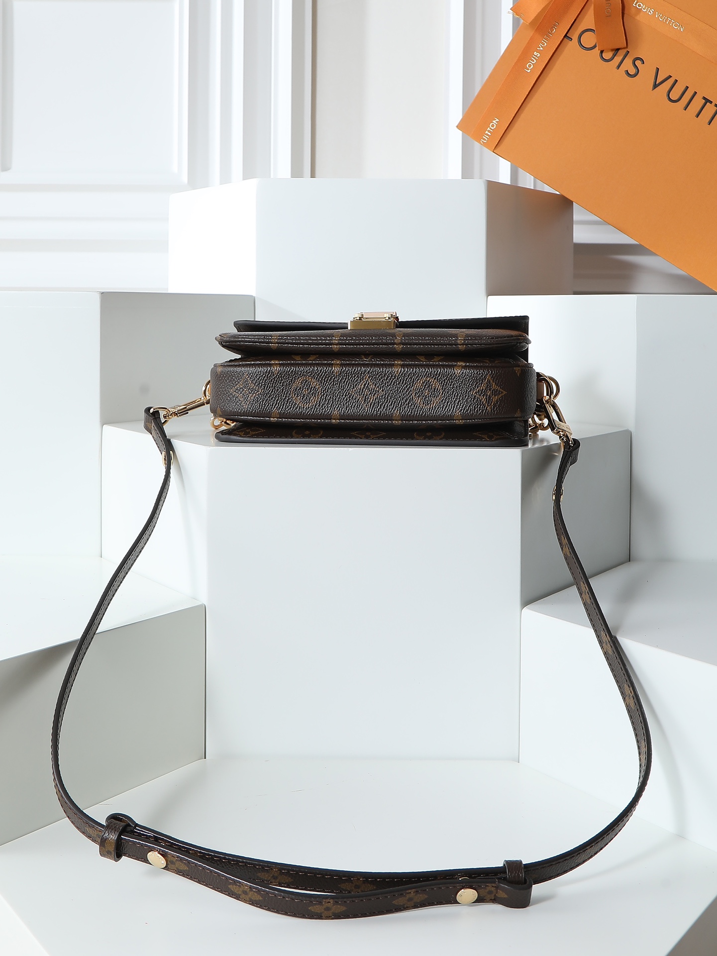 Alternative view of Handbag 12148