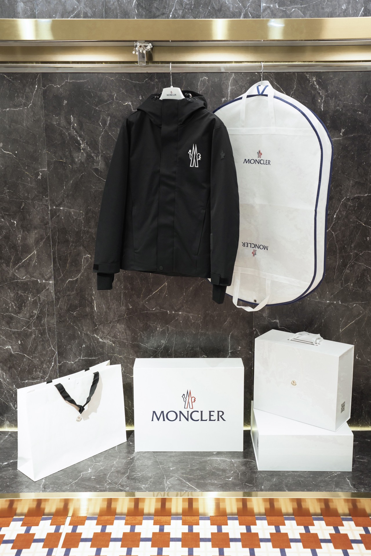 Moncler Kleding Bontmantel Designer High Replica
 Zwart Wit Mannen Bovenzijde met capuchon