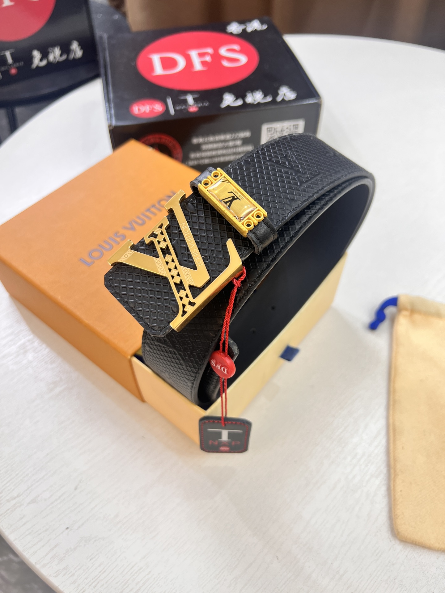 路易威登Lv男士皮带 宽度3.8cm
