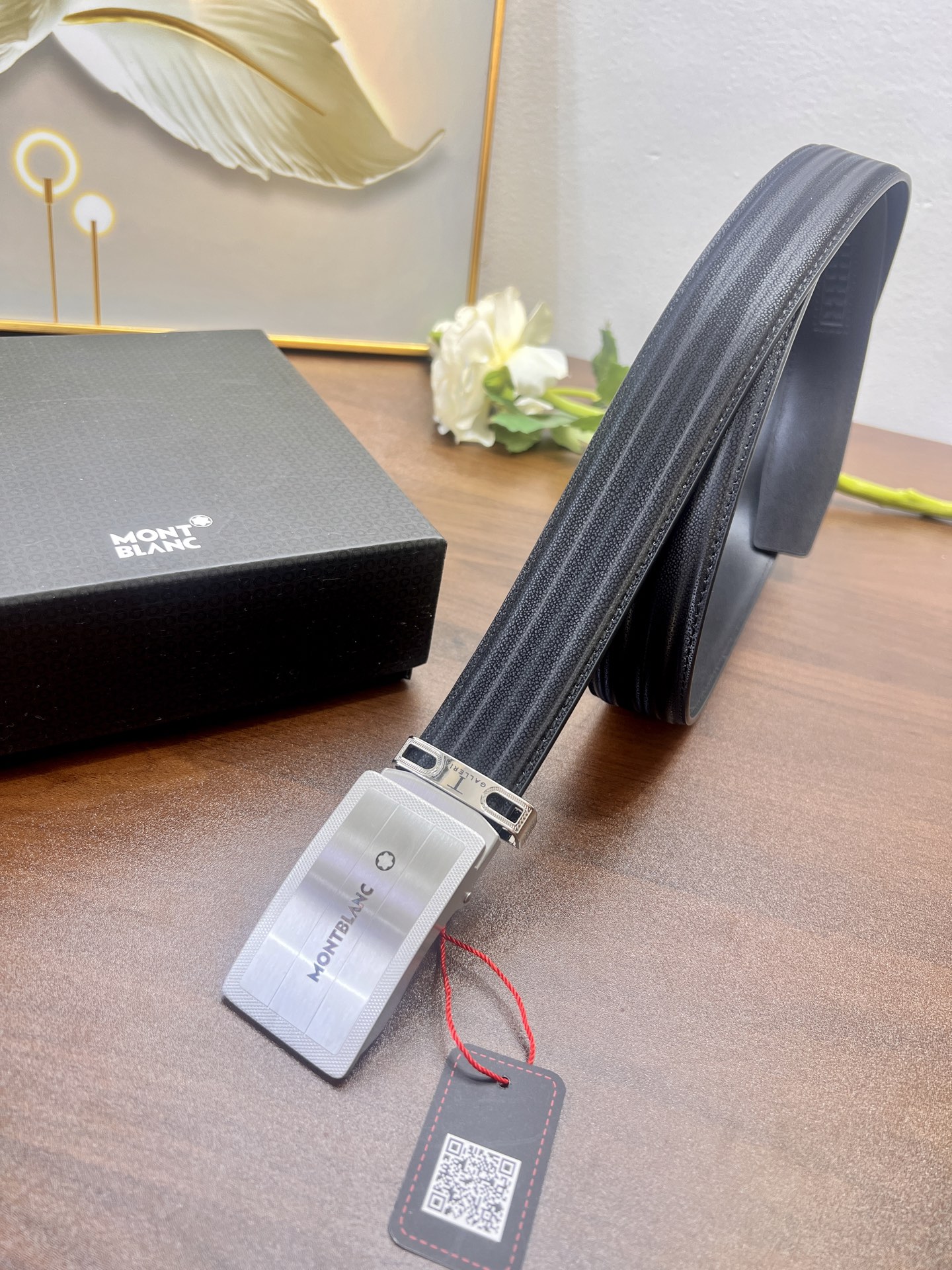 万宝龙 进口原厂鲨鱼纹原厂皮 法国进口皮低 皮带顶级免税代购级别-Chinese UA Cheap High Quatity Brand Clothes Bags handbags Sneakers wholesale wholesaler seller from China Factory suppliers Fashion Clothing Shoes best Quality Beautiful Price 万宝龙 进口原厂鲨鱼纹原厂皮 法国进口皮低 皮带顶级免税代购级别