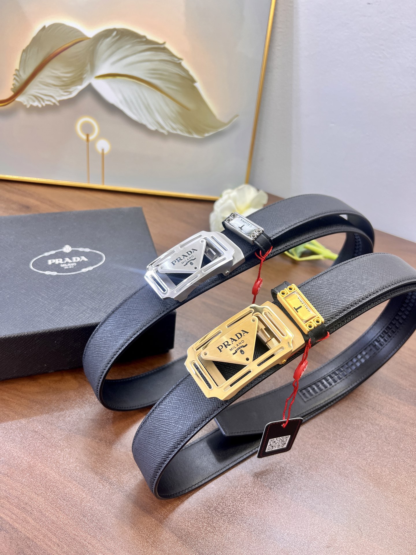 小主推荐 实物拍摄 普拉达自动扣皮带 定制牛皮 精挑手掌纹头层进口皮配达 小细纹牛皮-Chinese UA Cheap High Quatity Brand Clothes Bags handbags Sneakers wholesale wholesaler seller from China Factory suppliers Fashion Clothing Shoes best Quality Beautiful Price 小主推荐 实物拍摄 普拉达自动扣皮带 定制牛皮 精挑手掌纹头层进口皮配达 小细纹牛皮