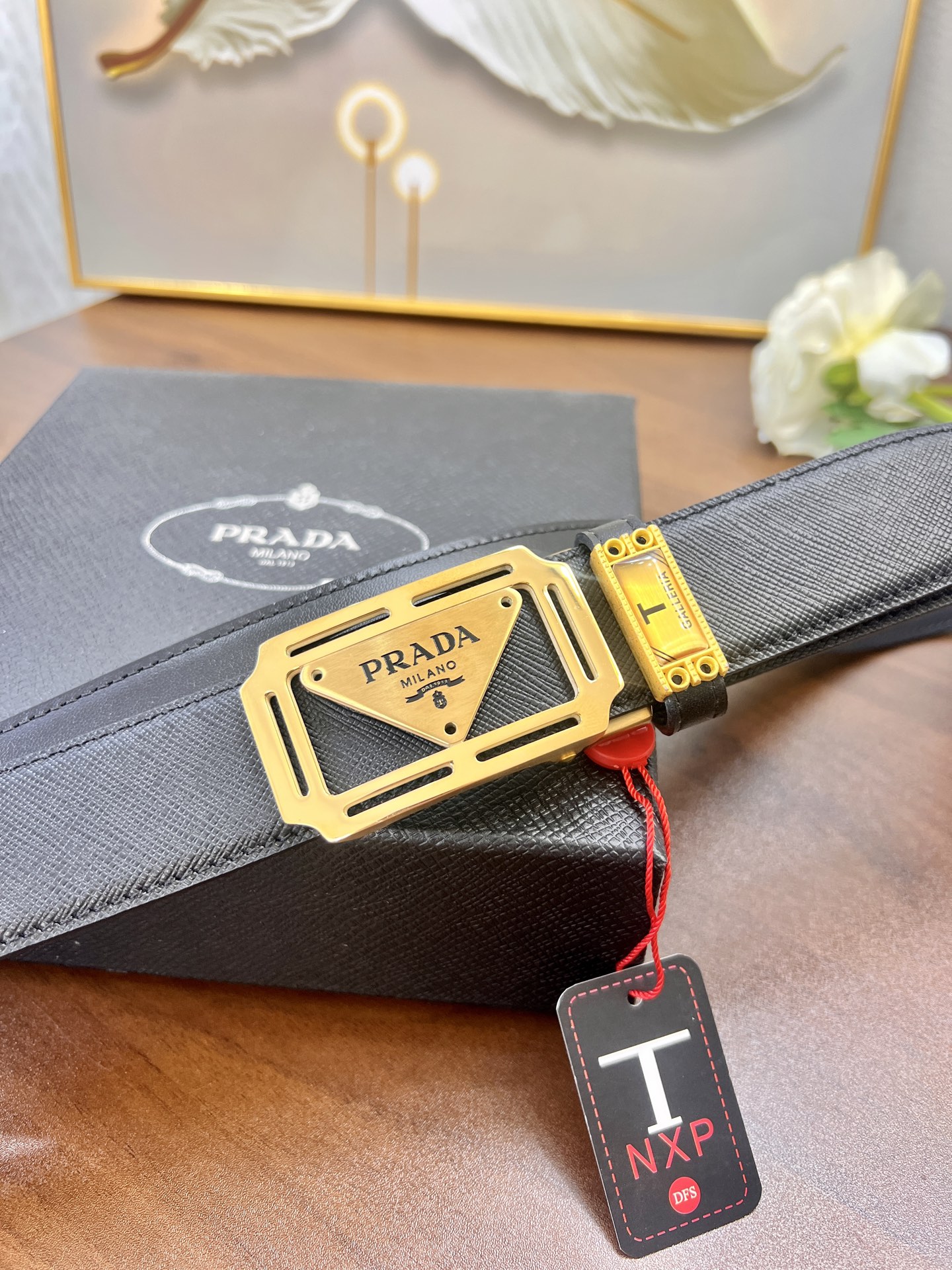 小主推荐 实物拍摄 普拉达自动扣皮带 定制牛皮 精挑手掌纹头层进口皮配达 小细纹牛皮-Chinese UA Cheap High Quatity Brand Clothes Bags handbags Sneakers wholesale wholesaler seller from China Factory suppliers Fashion Clothing Shoes best Quality Beautiful Price 小主推荐 实物拍摄 普拉达自动扣皮带 定制牛皮 精挑手掌纹头层进口皮配达 小细纹牛皮