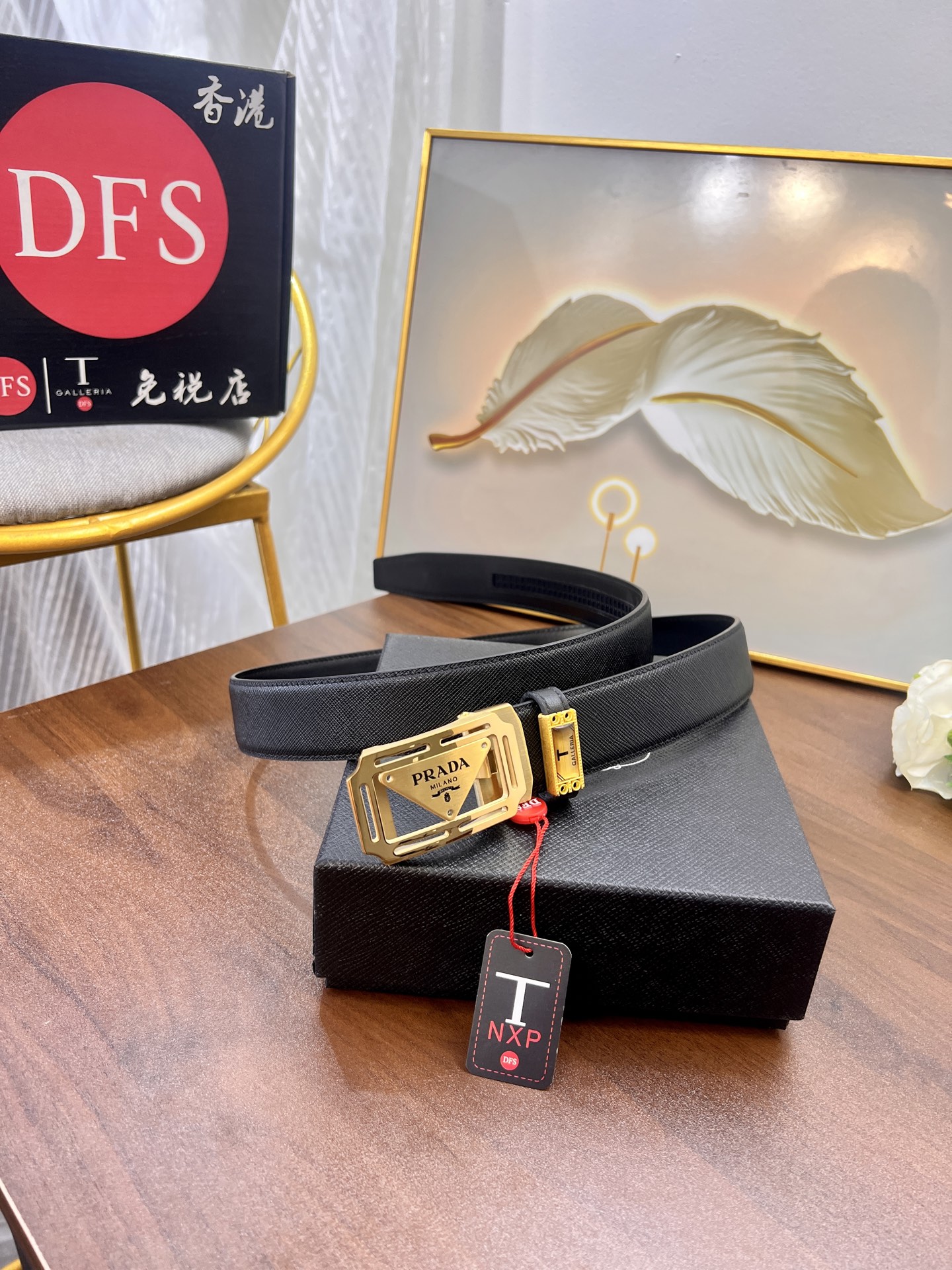 小主推荐 实物拍摄 普拉达自动扣皮带 定制牛皮 精挑手掌纹头层进口皮配达 小细纹牛皮-Chinese UA Cheap High Quatity Brand Clothes Bags handbags Sneakers wholesale wholesaler seller from China Factory suppliers Fashion Clothing Shoes best Quality Beautiful Price 小主推荐 实物拍摄 普拉达自动扣皮带 定制牛皮 精挑手掌纹头层进口皮配达 小细纹牛皮