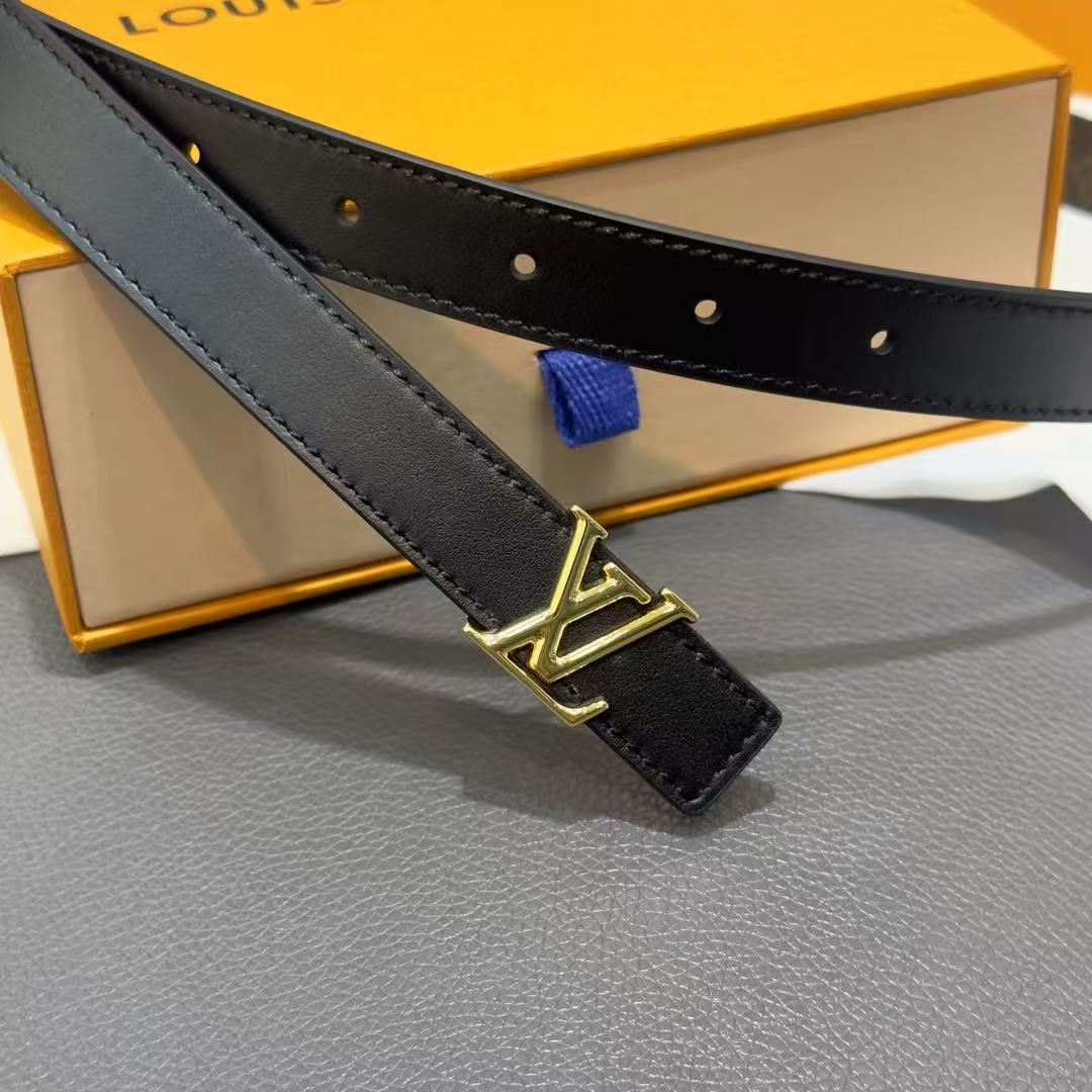 P 如图质量认证三亚免税正品级最新款包装礼盒；Lv 代购货品 宽度2.0cm经典老花防水面料，搭配进口头