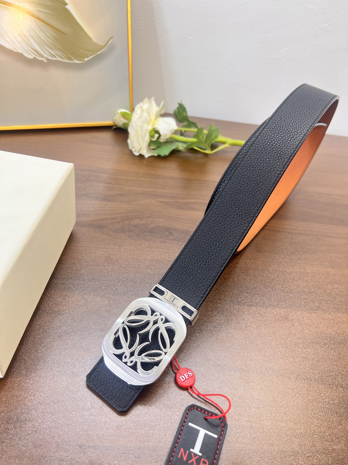 罗意威 香港免税T礼盒 logo精钢五金 电镀抛光工艺 3.8cm-Chinese UA Cheap High Quatity Brand Clothes Bags handbags Sneakers wholesale wholesaler seller from China Factory suppliers Fashion Clothing Shoes best Quality Beautiful Price 罗意威 香港免税T礼盒 logo精钢五金 电镀抛光工艺 3.8cm