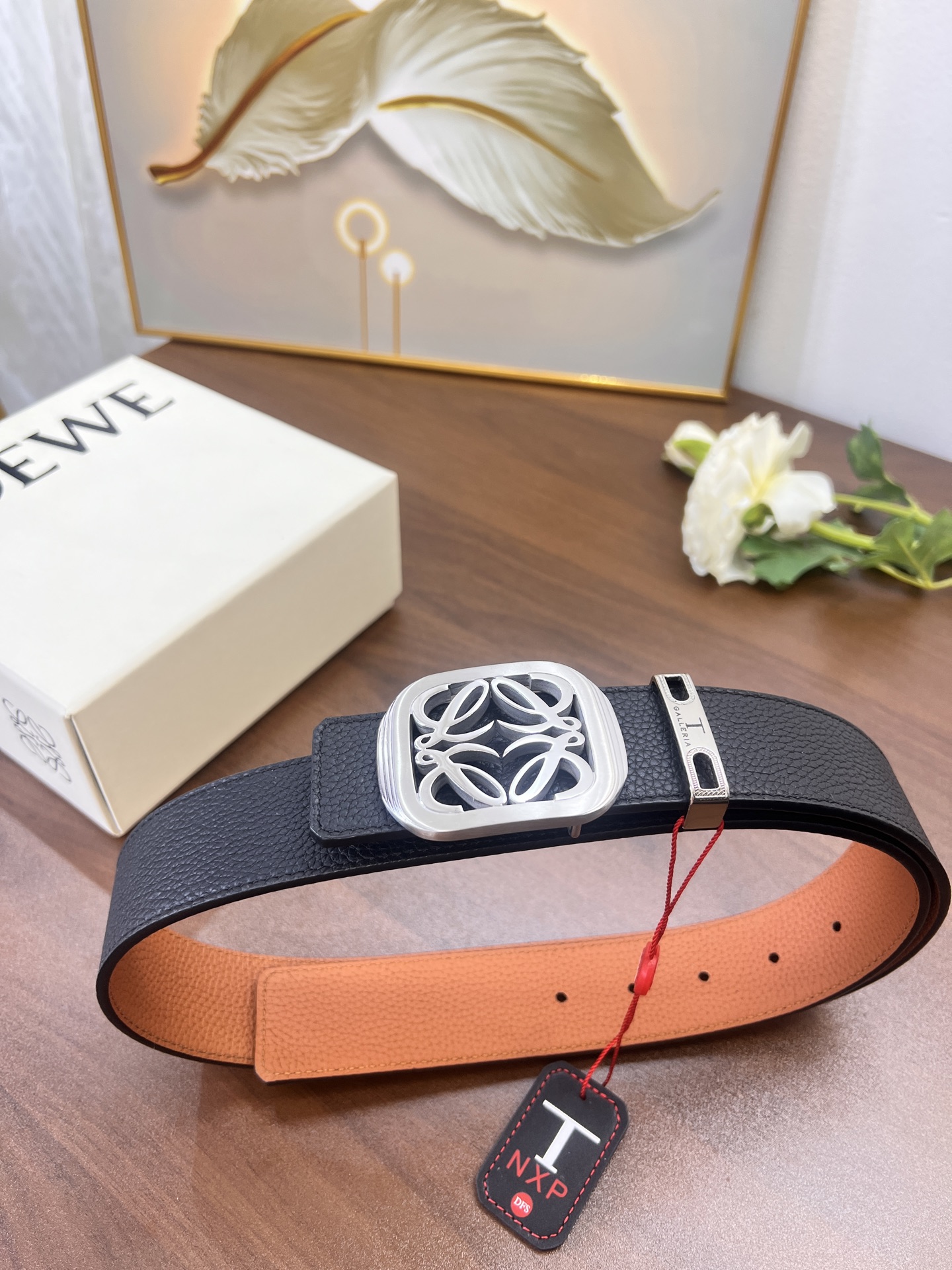 罗意威 香港免税T礼盒 logo精钢五金 电镀抛光工艺 3.8cm-Chinese UA Cheap High Quatity Brand Clothes Bags handbags Sneakers wholesale wholesaler seller from China Factory suppliers Fashion Clothing Shoes best Quality Beautiful Price 罗意威 香港免税T礼盒 logo精钢五金 电镀抛光工艺 3.8cm