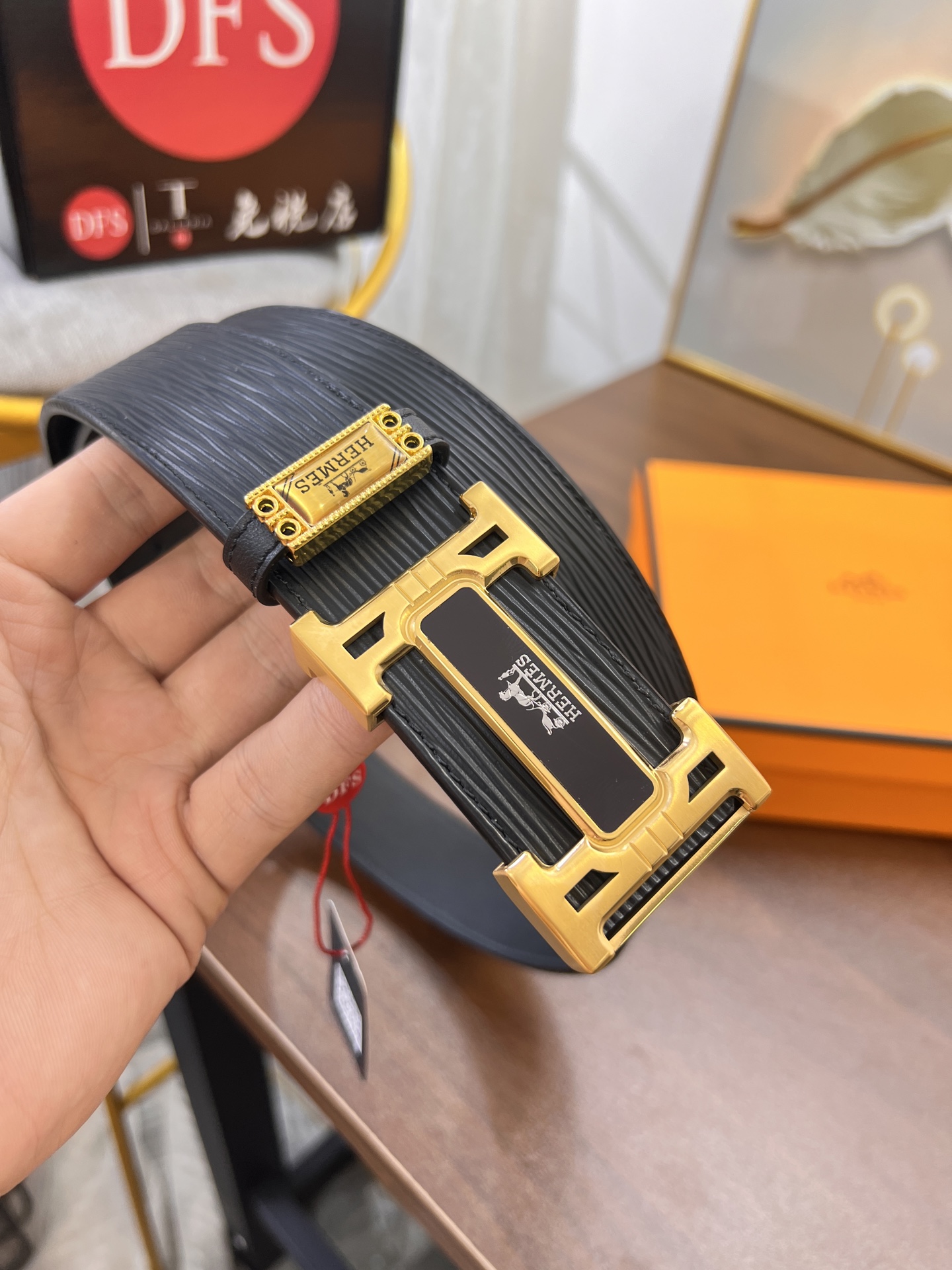 爱马仕(男士)皮带 送礼最佳 原厂进口水波纹头层皮带 土头层牛皮 长度裁剪 字母内穿精钢五金 宽度3.8cm-Chinese UA Cheap High Quatity Brand Clothes Bags handbags Sneakers wholesale wholesaler seller from China Factory suppliers Fashion Clothing Shoes best Quality Beautiful Price 爱马仕(男士)皮带 送礼最佳 原厂进口水波纹头层皮带 土头层牛皮 长度裁剪 字母内穿精钢五金 宽度3.8cm