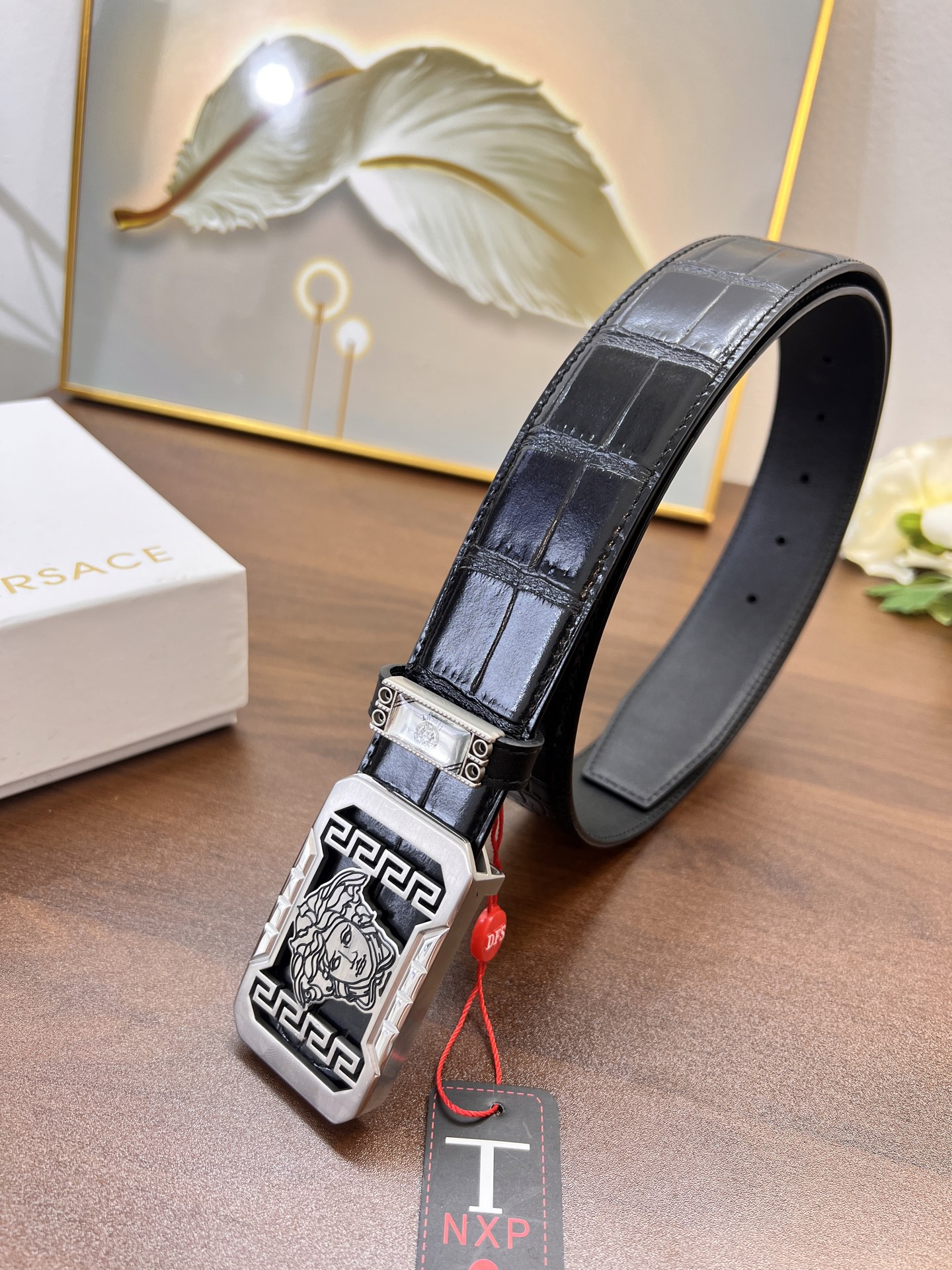 范思哲扣皮带 定制牛皮 定制美人鳄鱼纹头层进口皮配达 小细纹牛皮