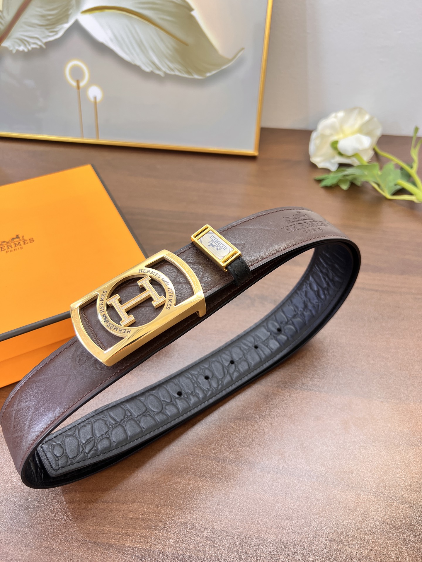 爱马仕H皮带 新品 镶砖精钢H内穿扣 zp同步钢印logo 进口压花头层牛皮