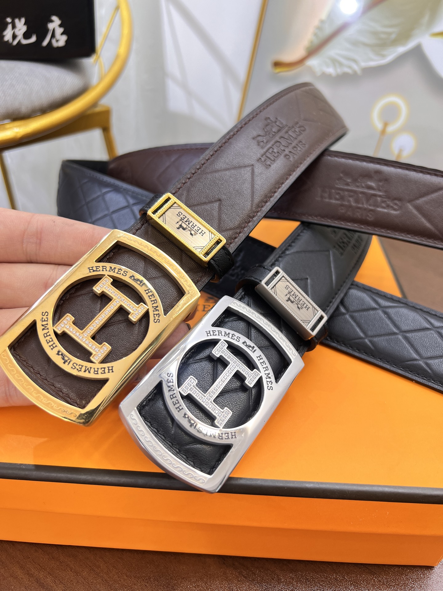 实物拍摄 爱马仕H皮带 新品 镶砖精钢H内穿扣 zp同步钢印logo 进口压花头层牛皮-Chinese UA Cheap High Quatity Brand Clothes Bags handbags Sneakers wholesale wholesaler seller from China Factory suppliers Fashion Clothing Shoes best Quality Beautiful Price 实物拍摄 爱马仕H皮带 新品 镶砖精钢H内穿扣 zp同步钢印logo 进口压花头层牛皮