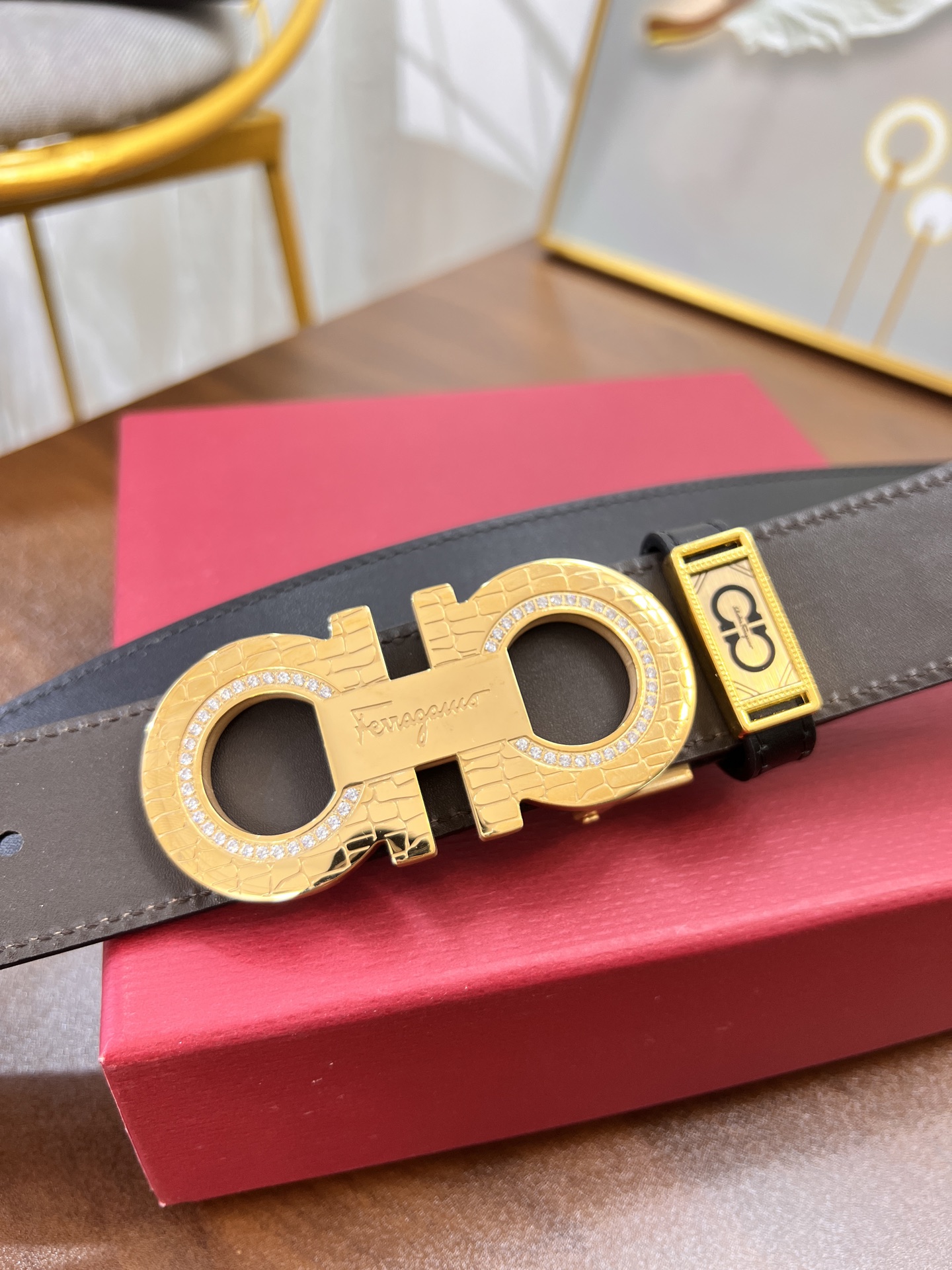 菲拉格慕男士皮带 送礼最佳 原厂进口荔枝纹头层牛皮-Chinese UA Cheap High Quatity Brand Clothes Bags handbags Sneakers wholesale wholesaler seller from China Factory suppliers Fashion Clothing Shoes best Quality Beautiful Price 菲拉格慕男士皮带 送礼最佳 原厂进口荔枝纹头层牛皮