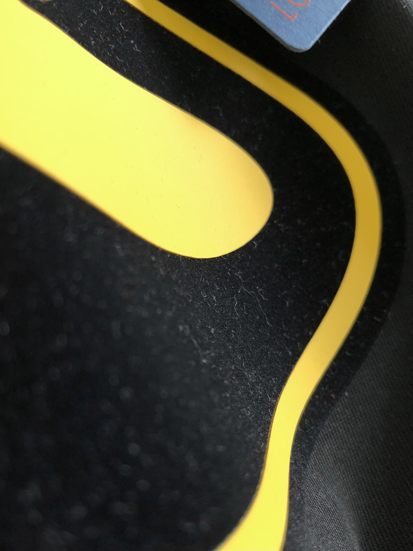 1V 2026SS早春新款圆领T恤，定织定染纯棉300克重洗水面料，做工精细。男女同款宽松落肩版型，时尚