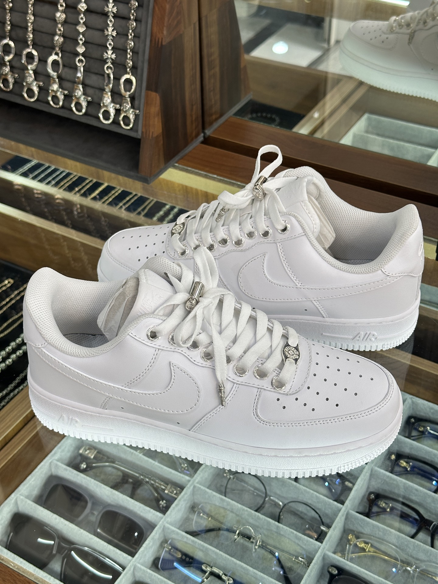 Nike, shoe customization